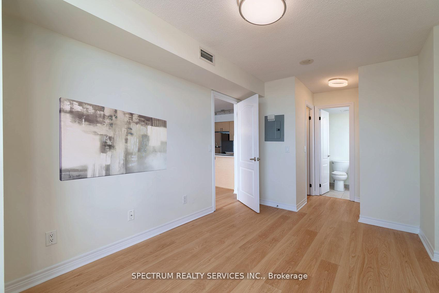 Photo 22 of Unit 904, 15 North Park Road, Vaughan, Beverley Glen — HOMEH