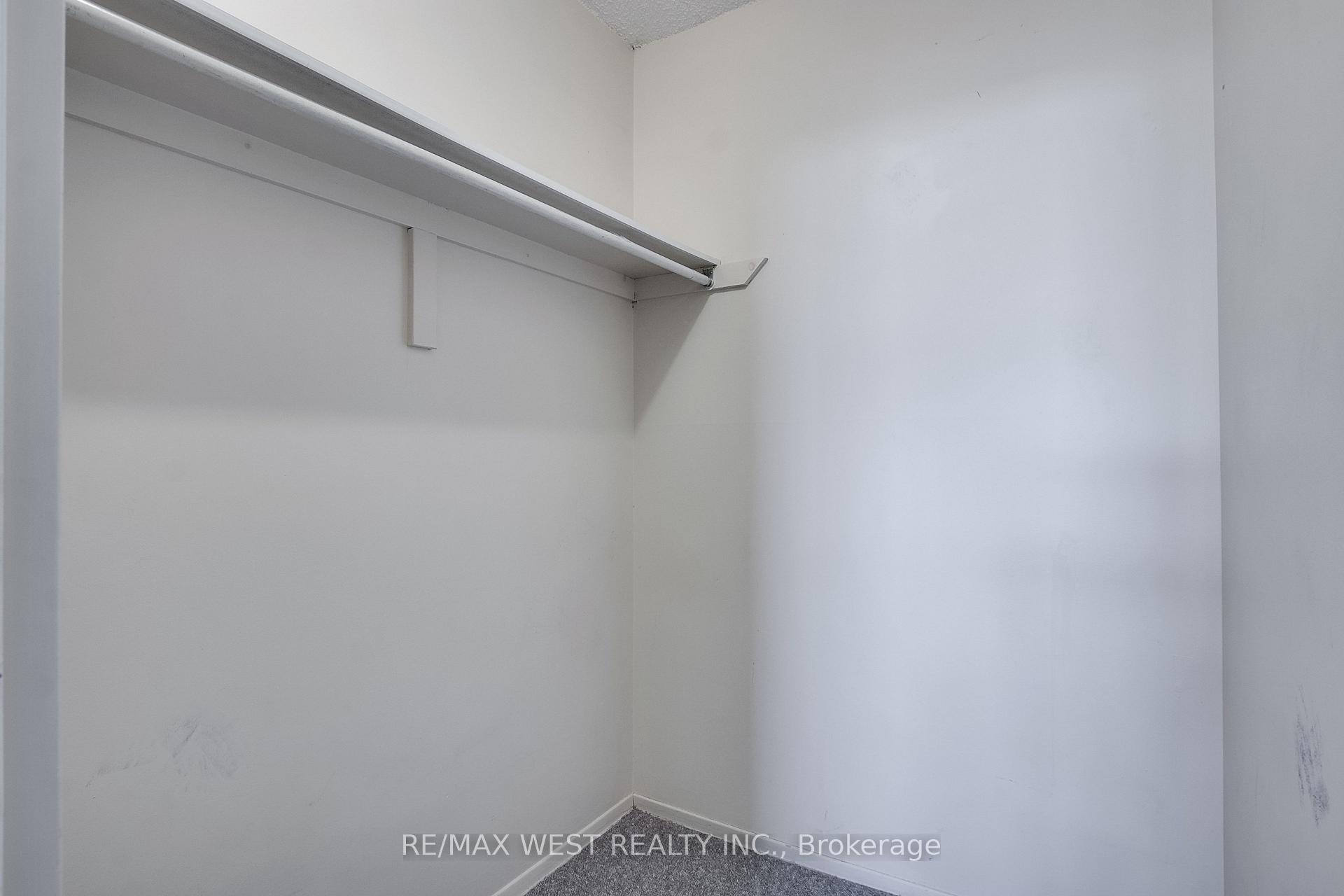 Photo 4 of Unit 2107, 234 Albion Road, Etobicoke, Elms-Old Rexdale — HOMEH