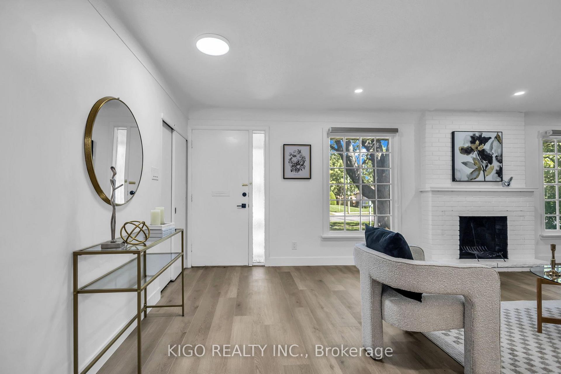 Photo 17 of 467 Base Line Road, London, South G — HOMEH