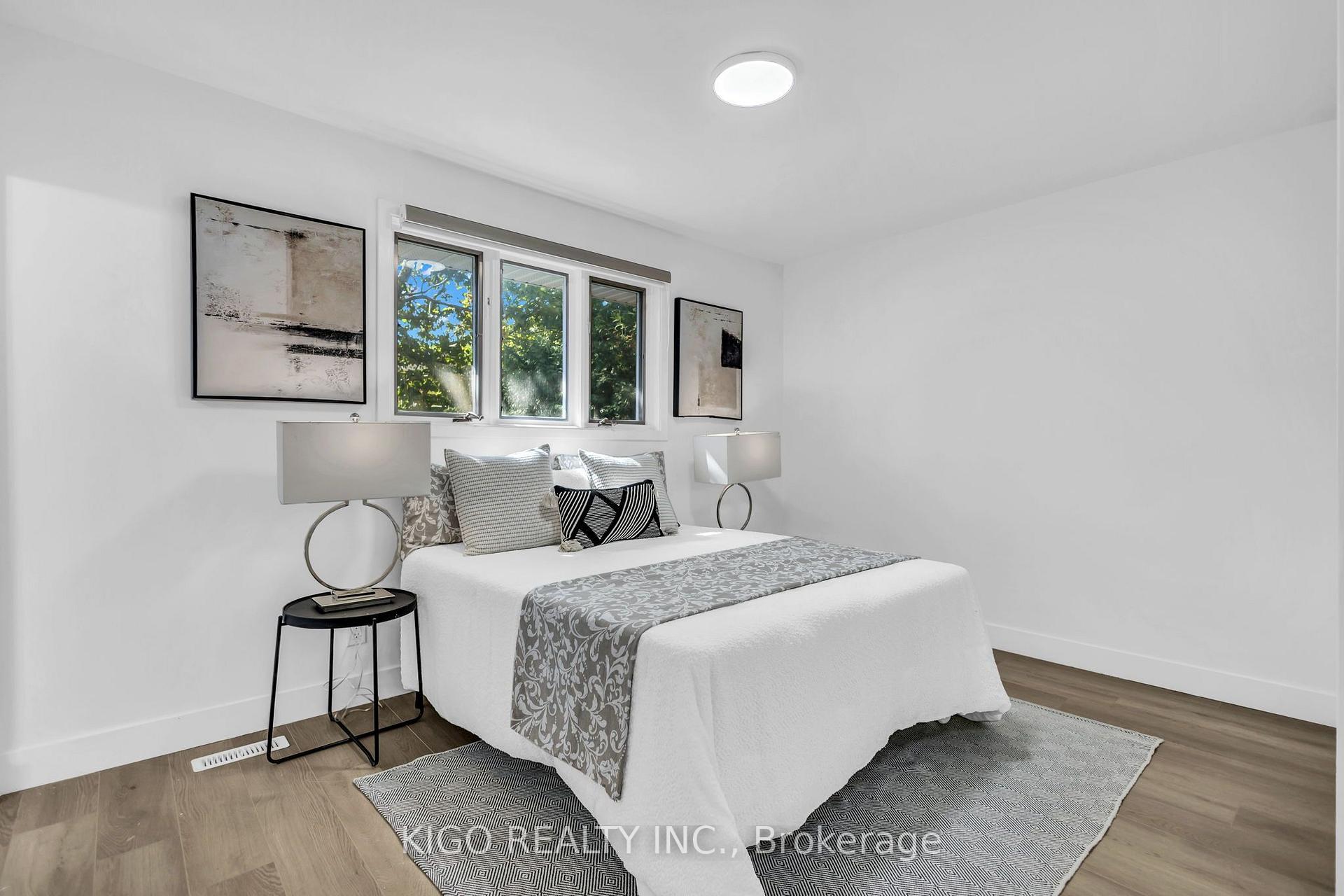 Photo 21 of 467 Base Line Road, London, South G — HOMEH