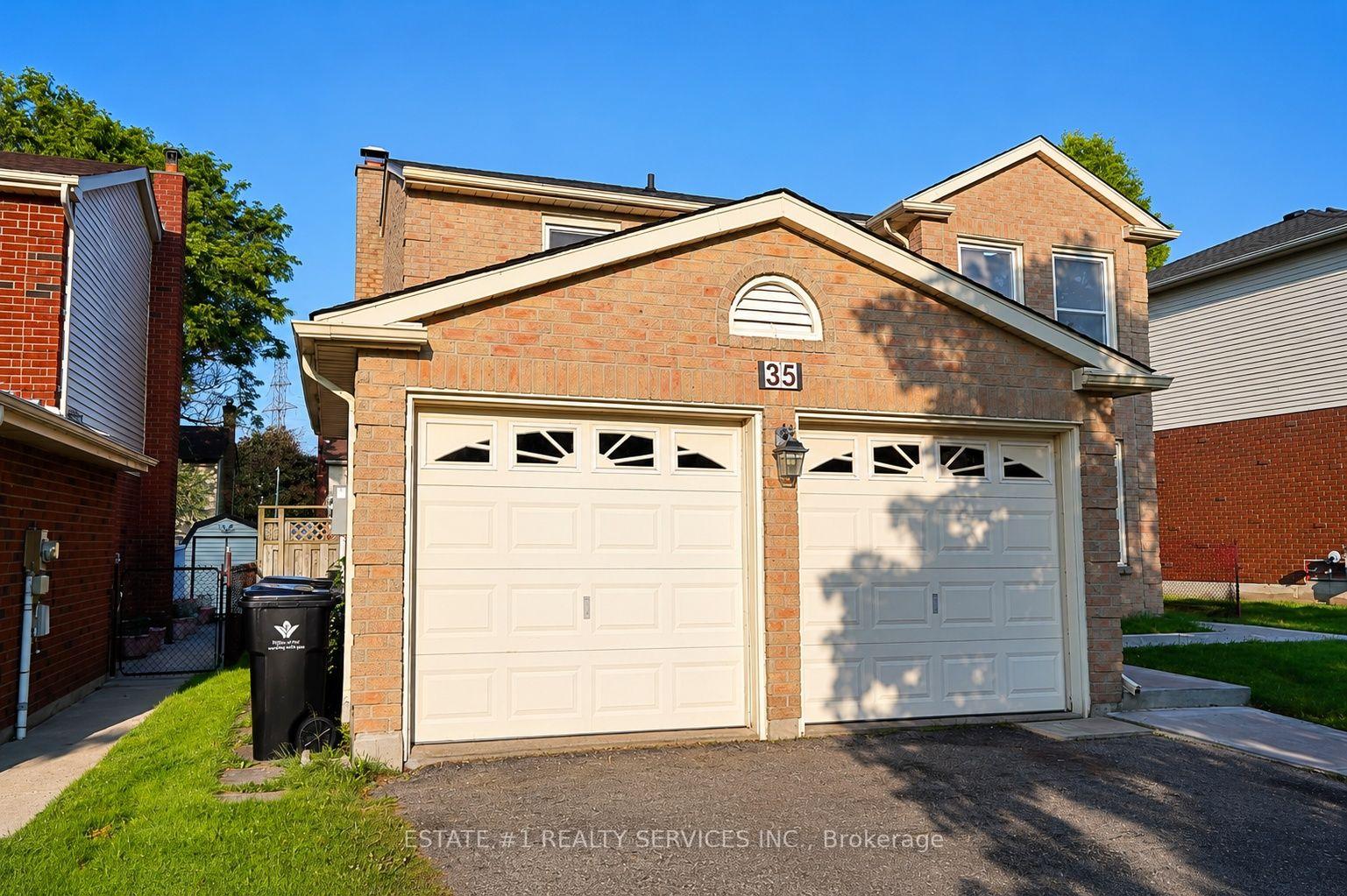 Photo 3 of 35 Golden Meadow Drive, Kitchener, Forest Heights — HOMEH