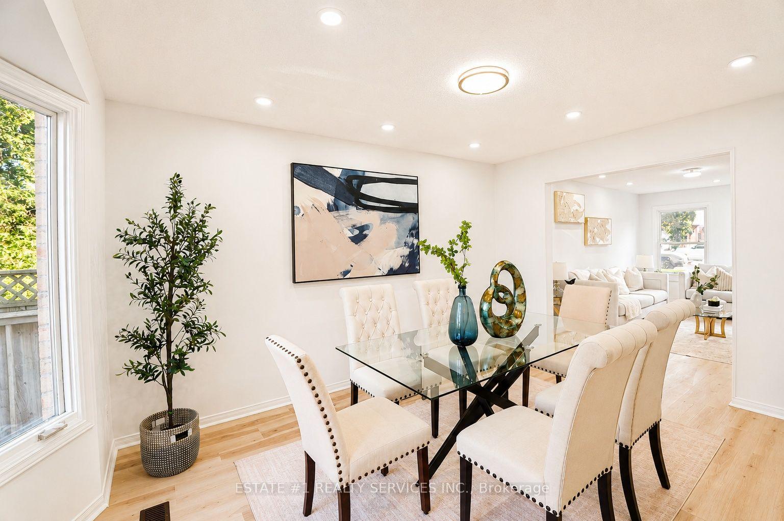 Photo 13 of 35 Golden Meadow Drive, Kitchener, Forest Heights — HOMEH