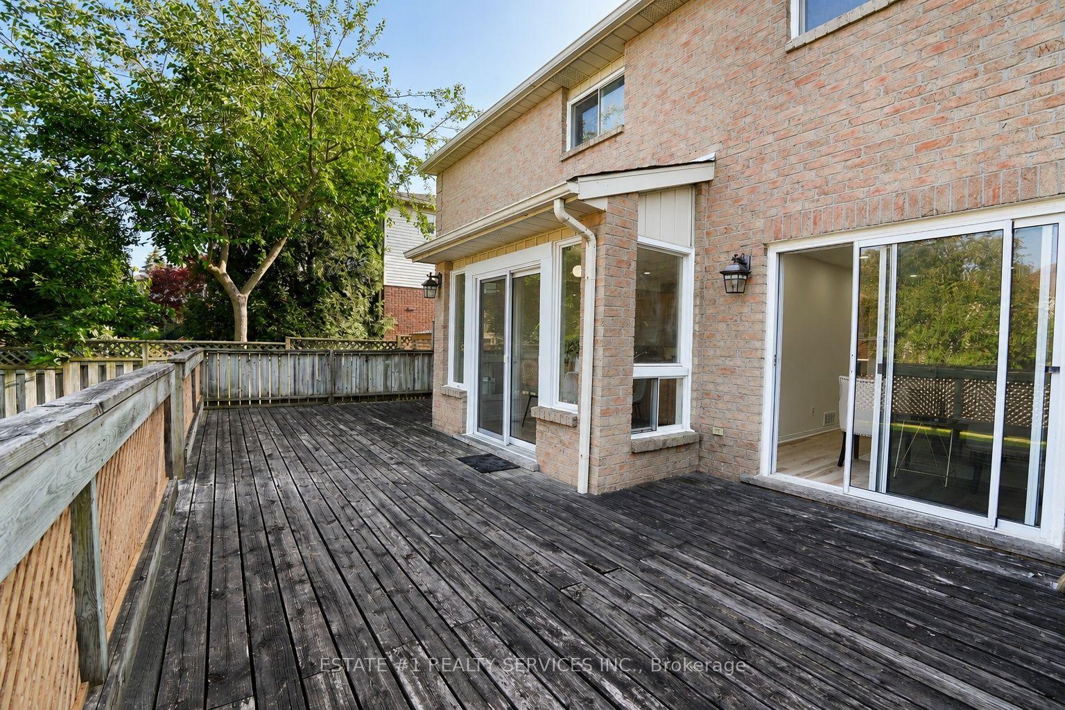 Photo 20 of 35 Golden Meadow Drive, Kitchener, Forest Heights — HOMEH