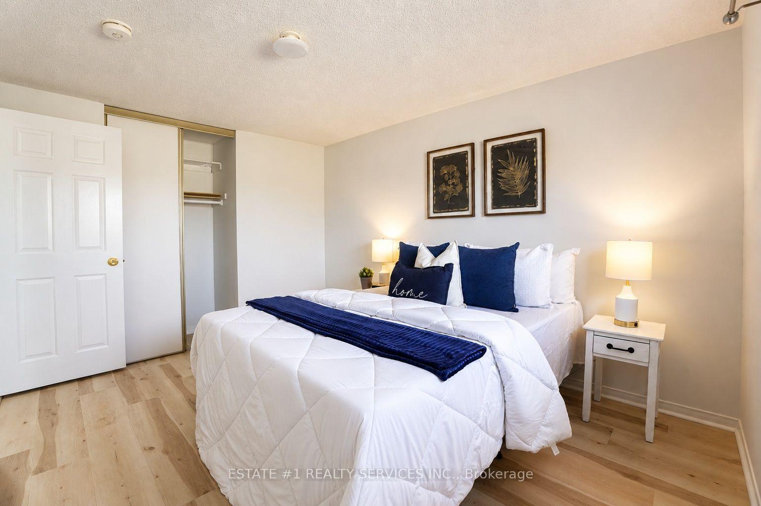 Photo 29 of 35 Golden Meadow Drive, Kitchener, Forest Heights — HOMEH