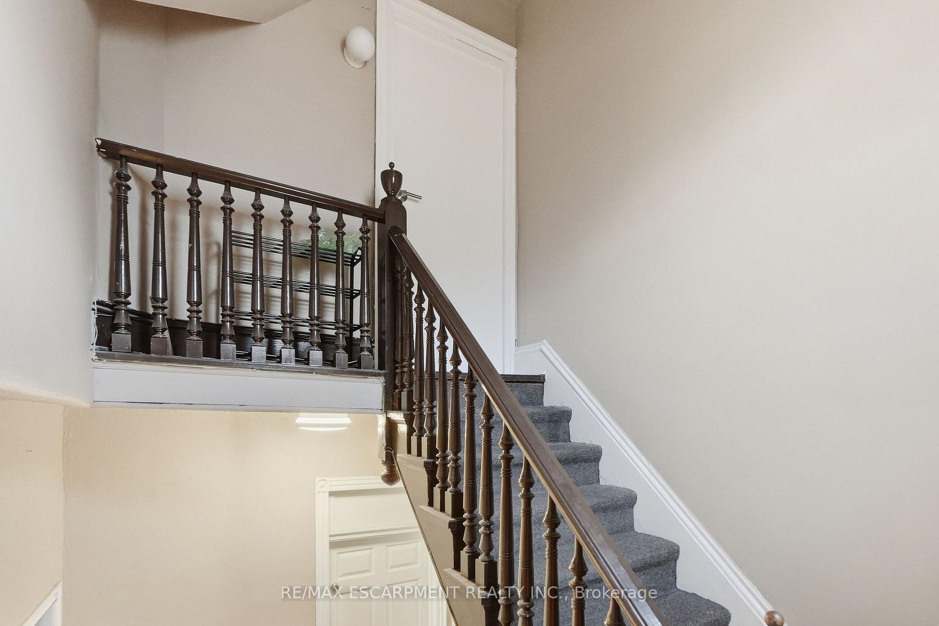 Photo 7 of 191 James Street S, Hamilton, Corktown — HOMEH