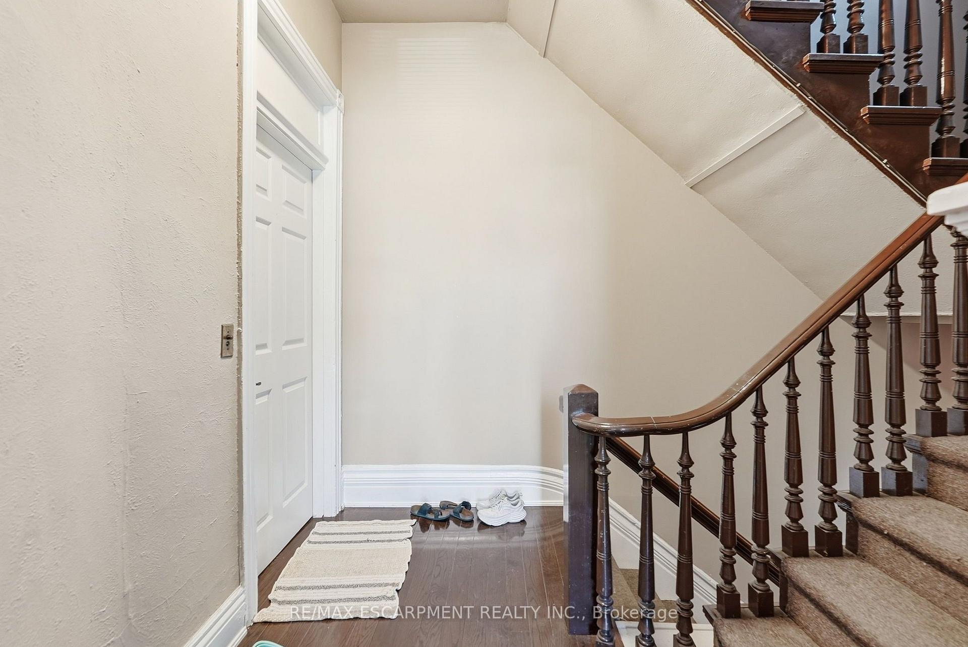 Photo 8 of 191 James Street S, Hamilton, Corktown — HOMEH