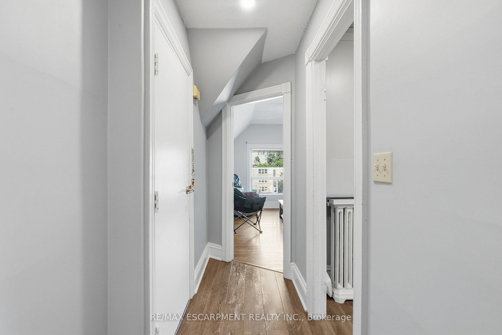 Photo 9 of 191 James Street S, Hamilton, Corktown — HOMEH