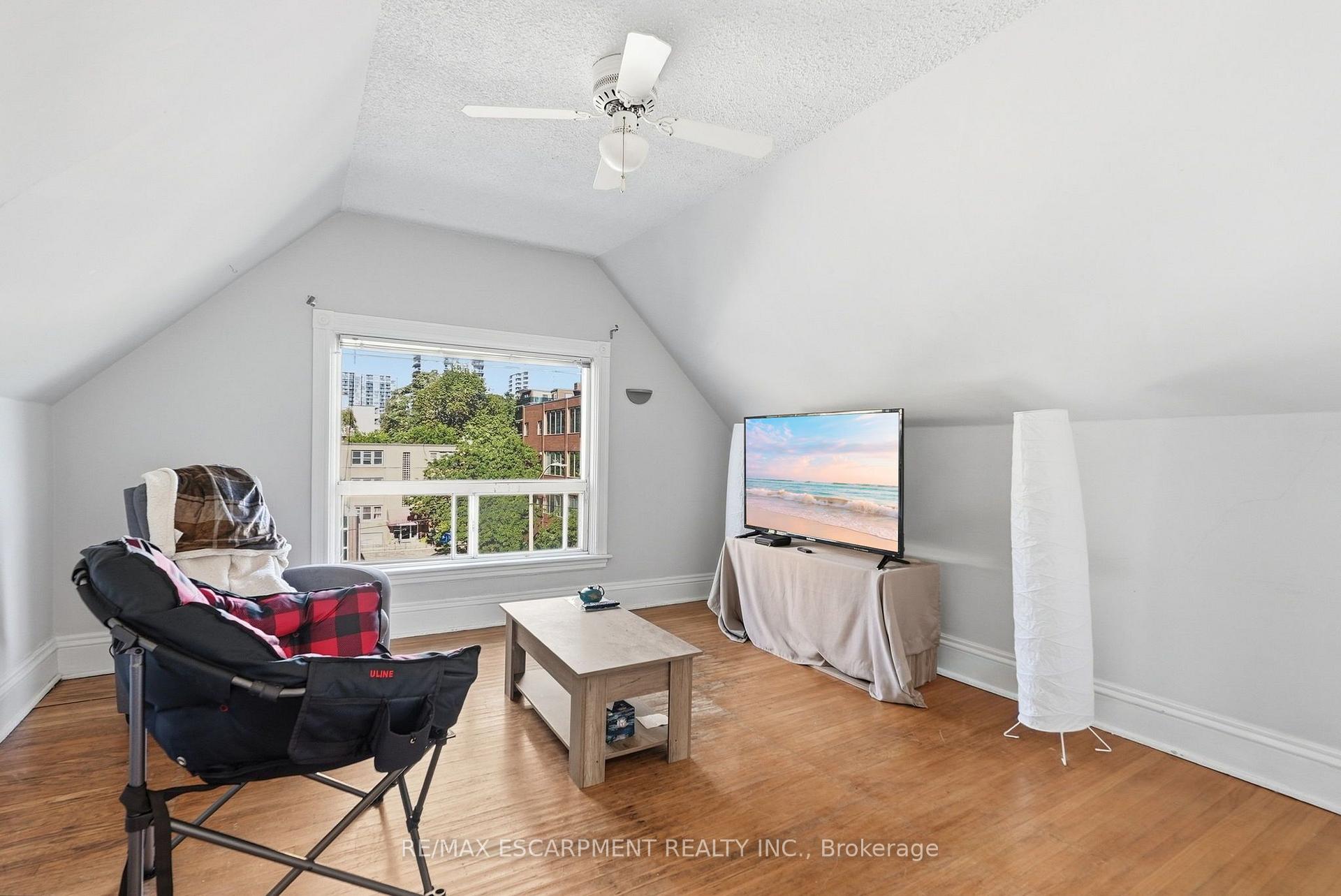 Photo 10 of 191 James Street S, Hamilton, Corktown — HOMEH