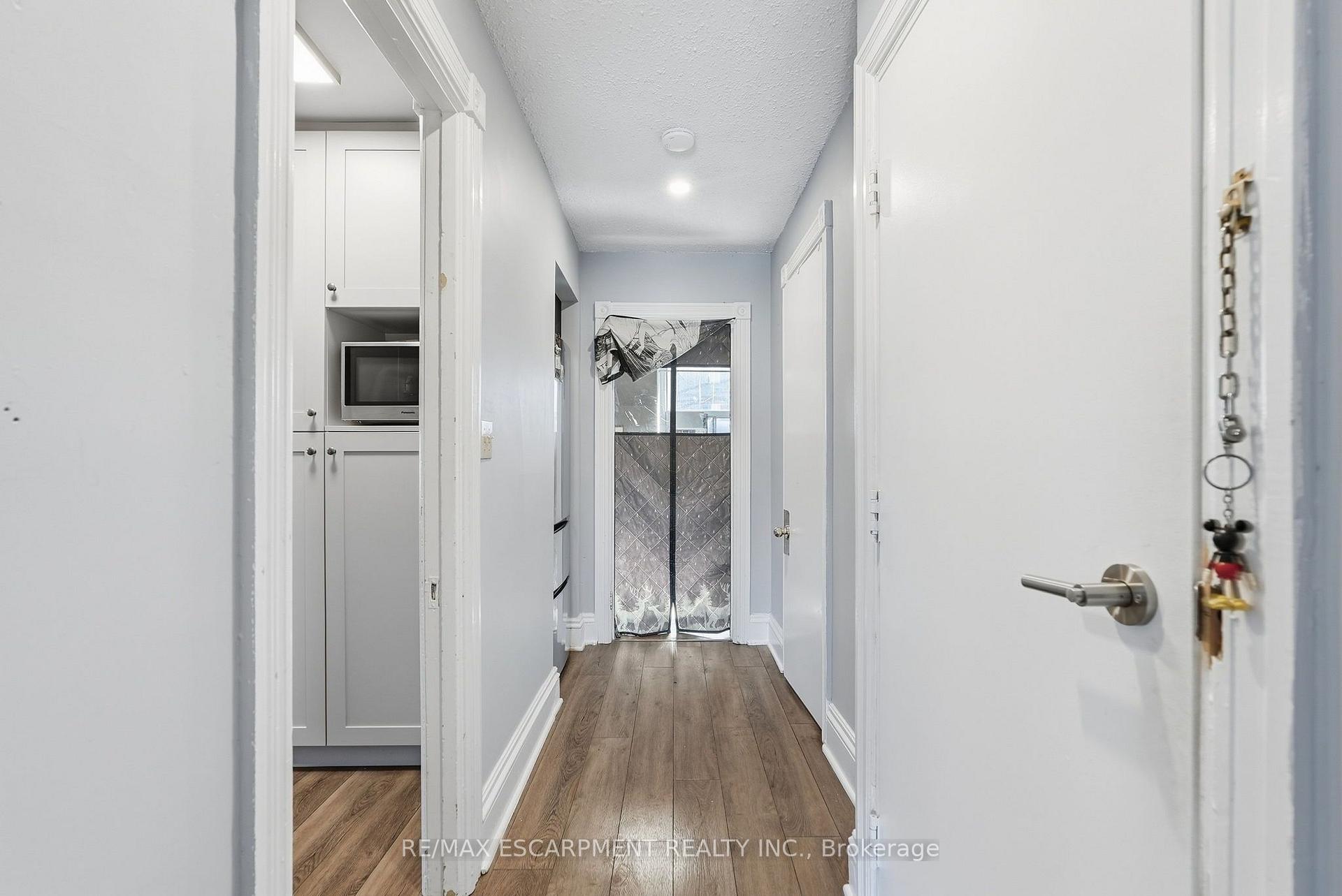 Photo 12 of 191 James Street S, Hamilton, Corktown — HOMEH