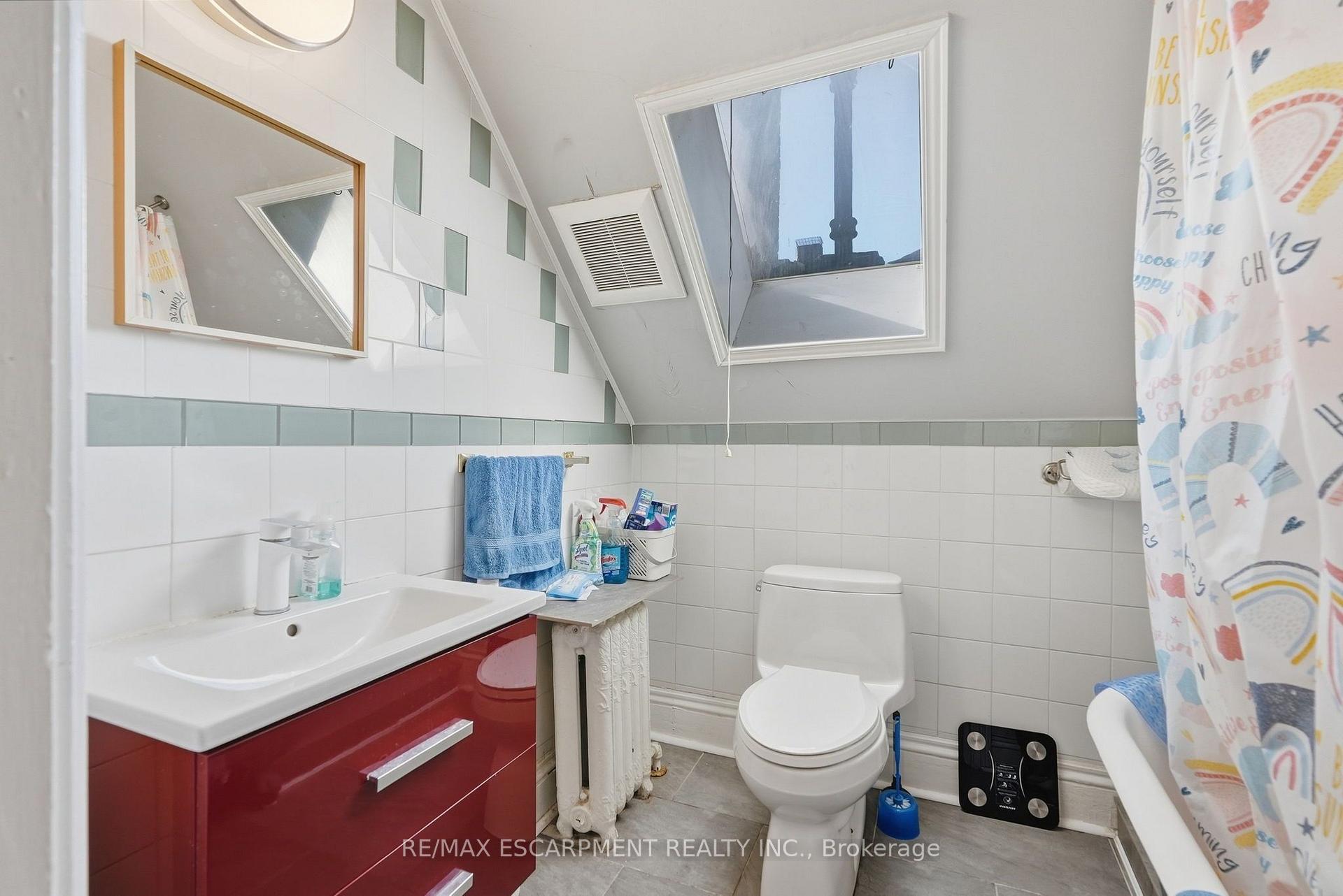 Photo 13 of 191 James Street S, Hamilton, Corktown — HOMEH