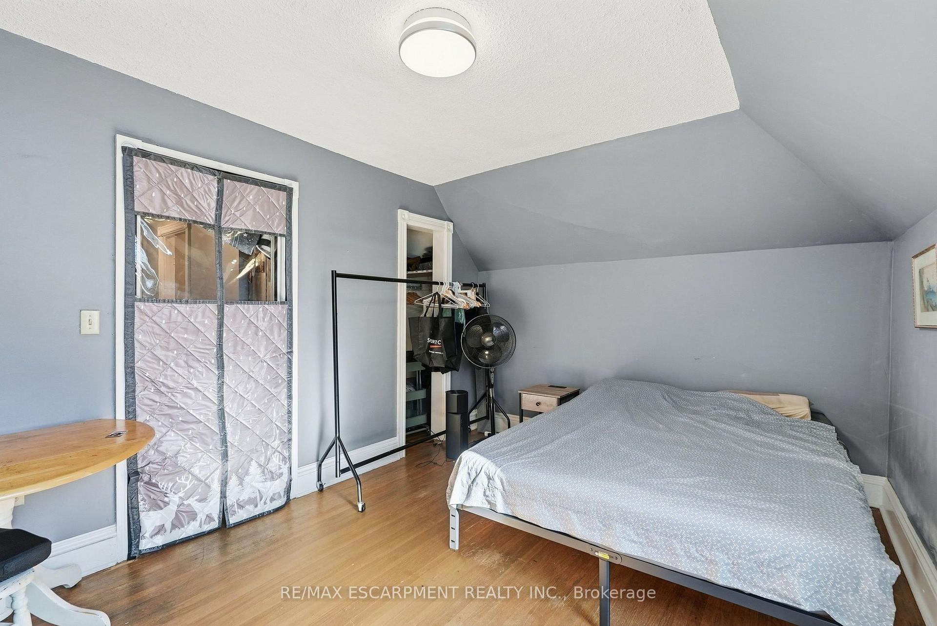 Photo 15 of 191 James Street S, Hamilton, Corktown — HOMEH