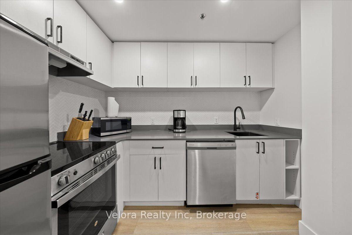 Photo 7 of Unit 618, 161 Laurier Avenue W, Ottawa, Ottawa Centre — HOMEH