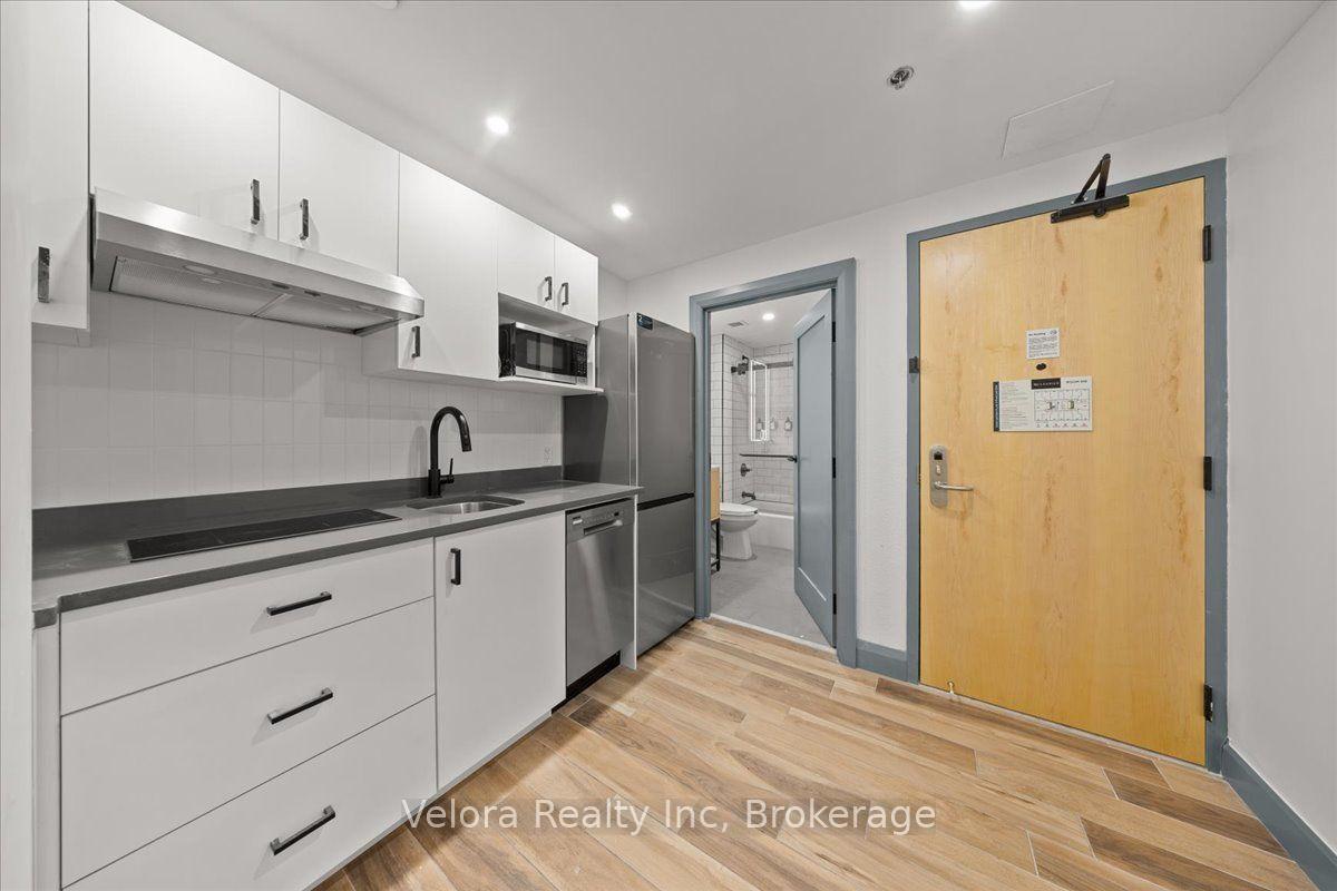 Photo 6 of Unit 618, 161 Laurier Avenue W, Ottawa, Ottawa Centre — HOMEH