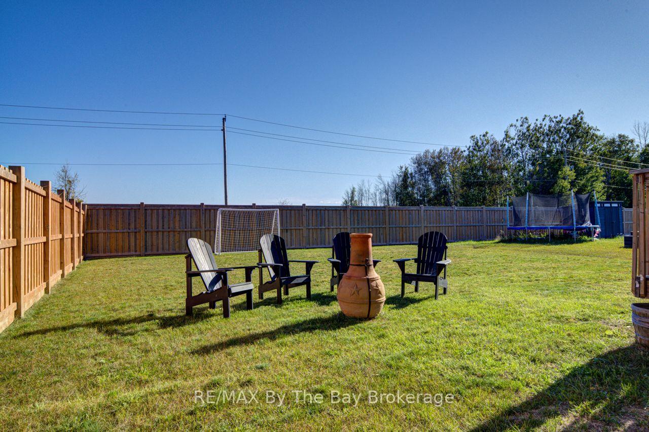 Photo 37 of 5 Autumn Drive, Wasaga Beach — HOMEH