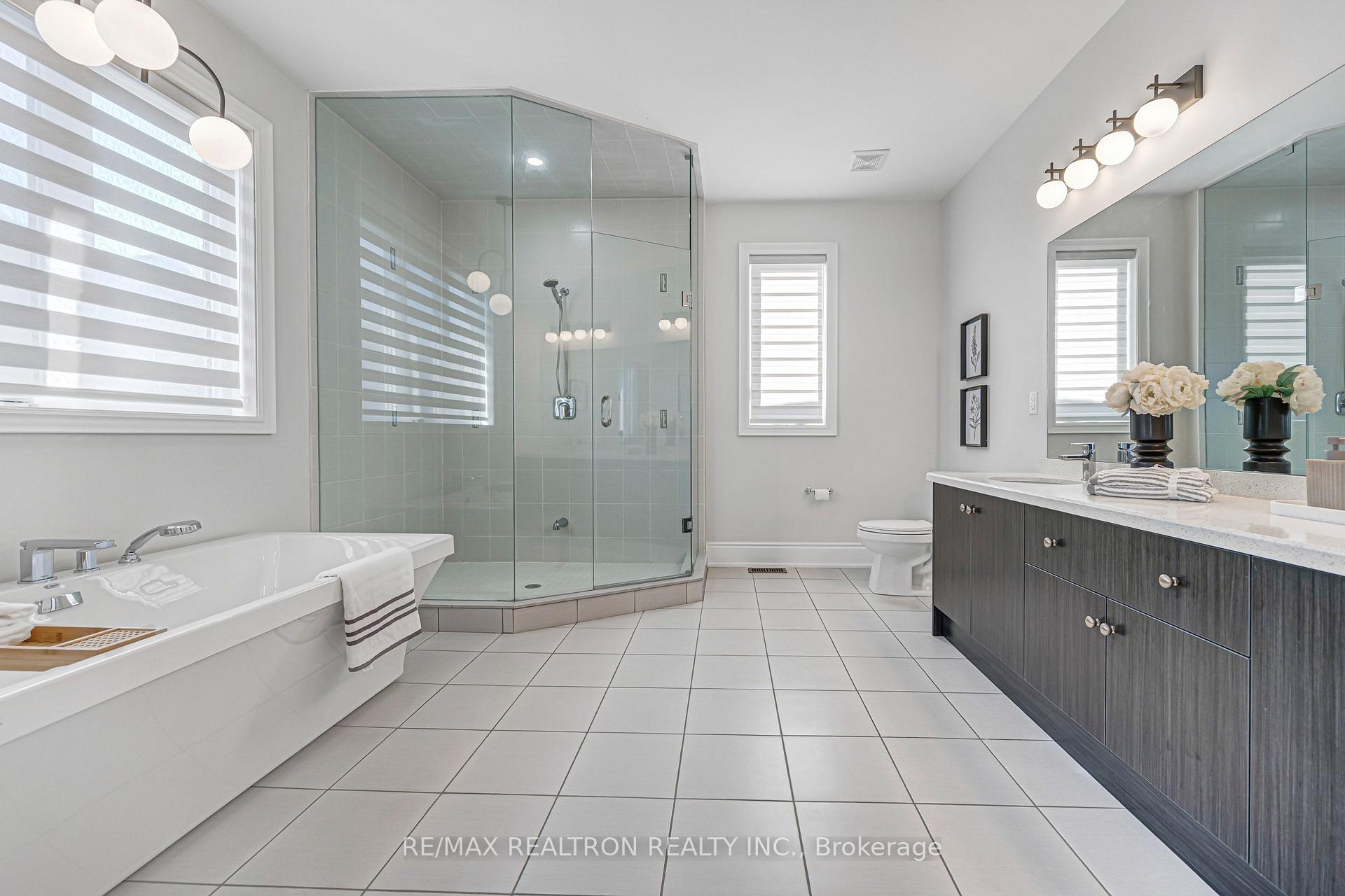 Photo 37 of 280 Mickleburgh Drive, Newmarket, Stonehaven-Wyndham — HOMEH