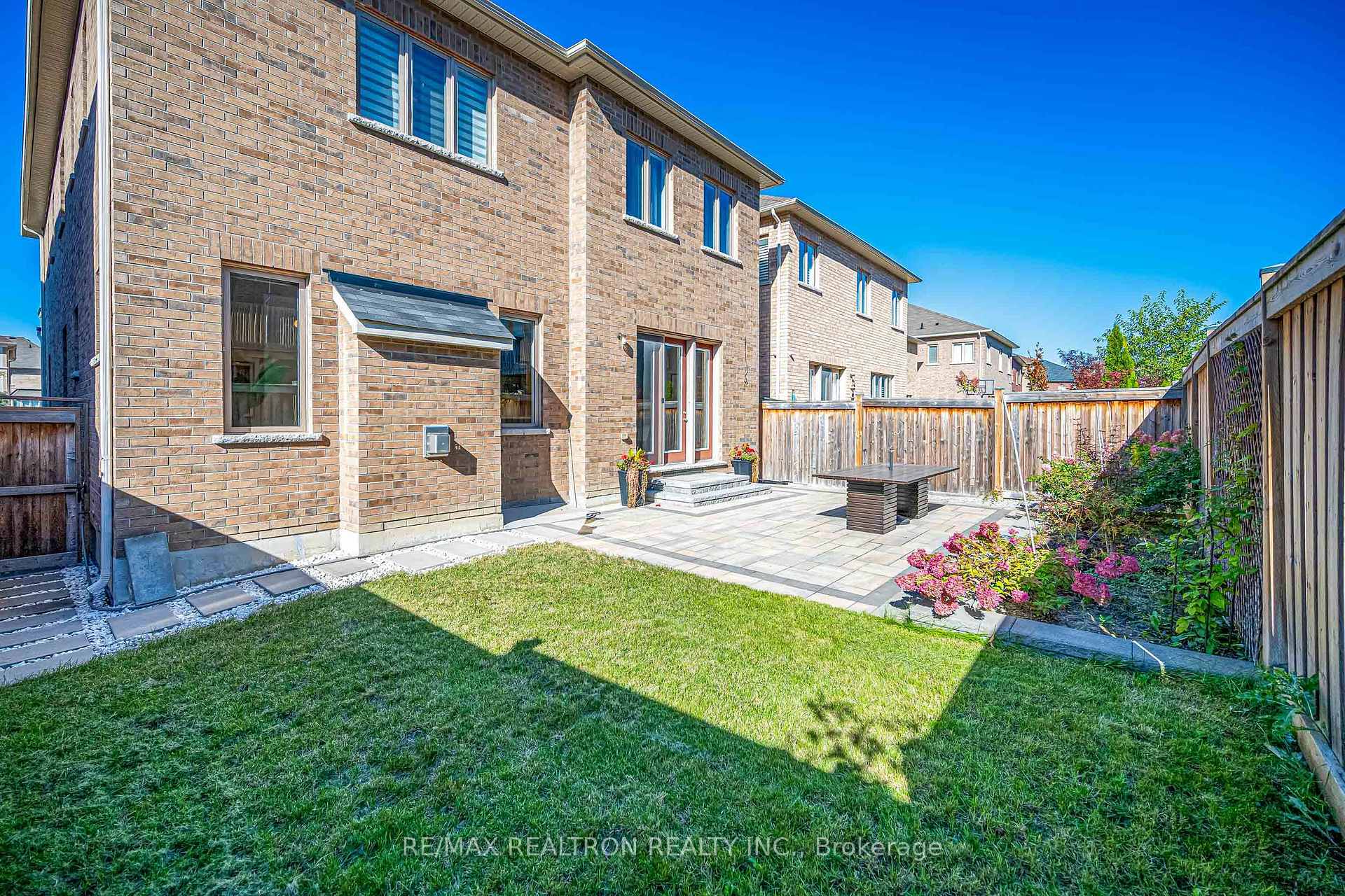 Photo 47 of 280 Mickleburgh Drive, Newmarket, Stonehaven-Wyndham — HOMEH