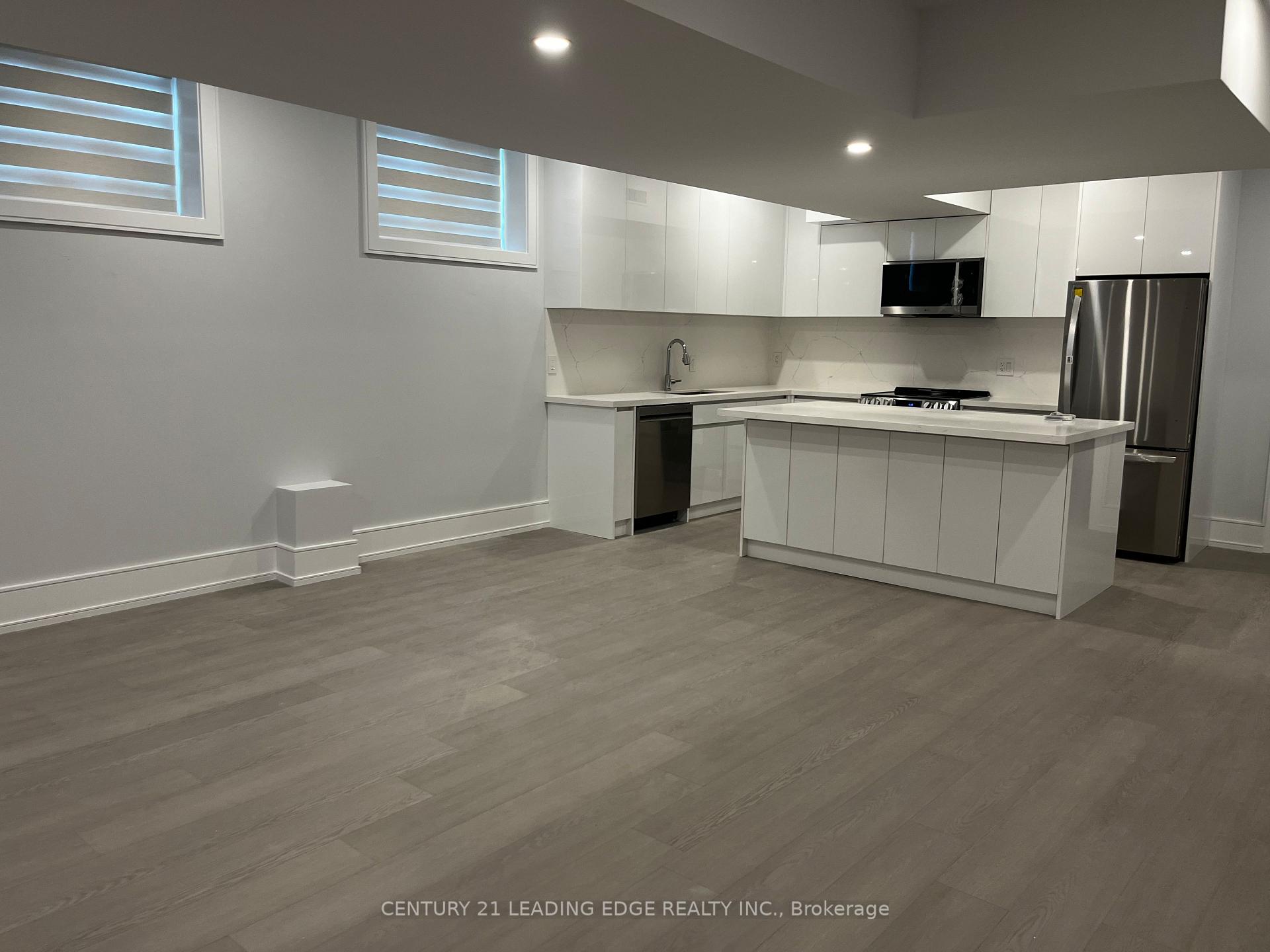 Photo 3 of Unit 5A, 170 Dixon Road, Etobicoke, Kingsview Village-The Westway — HOMEH