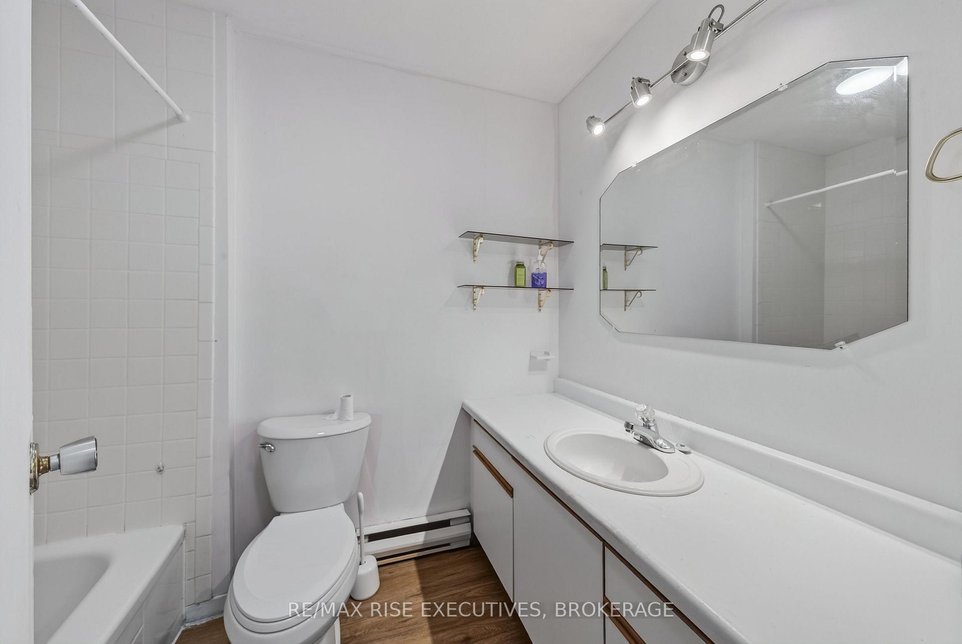 Photo 15 of 12 Shaw Street, Kingston, Rideau — HOMEH