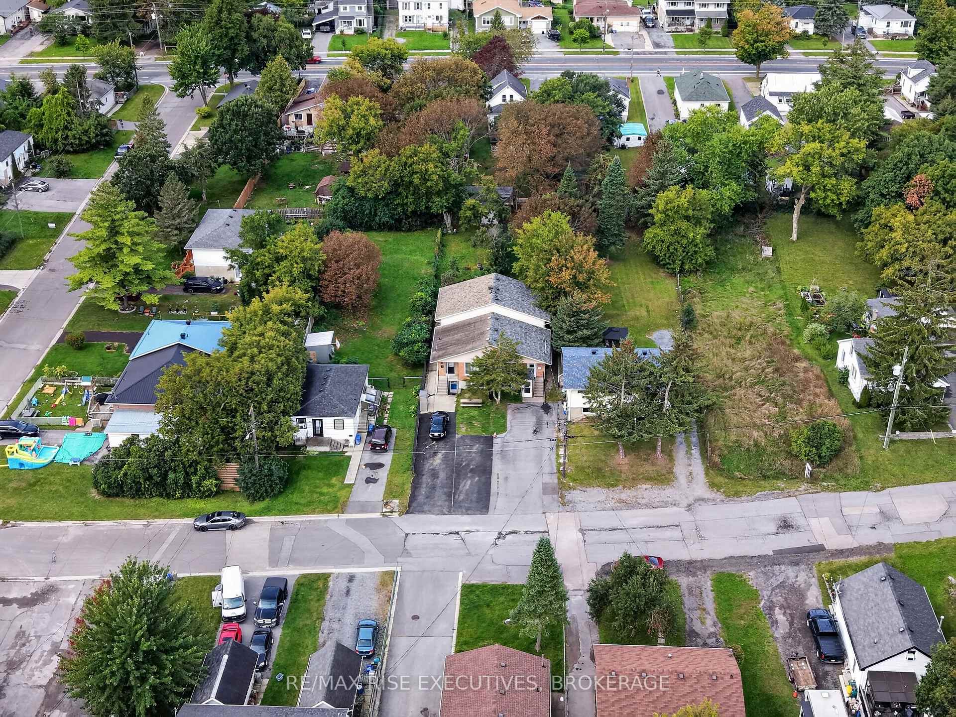 Photo 28 of 12 Shaw Street, Kingston, Rideau — HOMEH