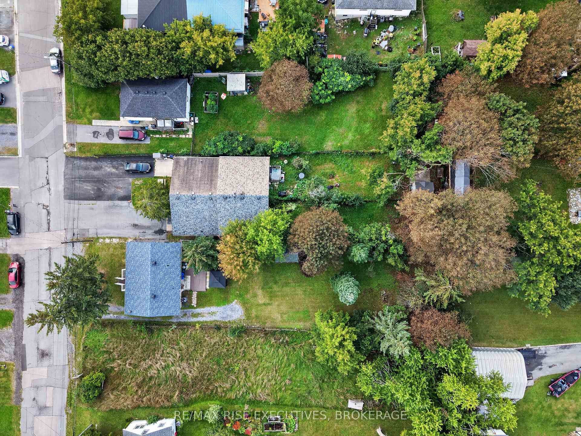 Photo 30 of 12 Shaw Street, Kingston, Rideau — HOMEH