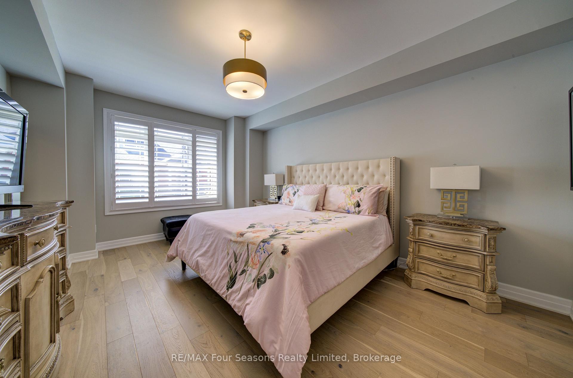 Photo 26 of 17 Collship Lane, Collingwood — HOMEH