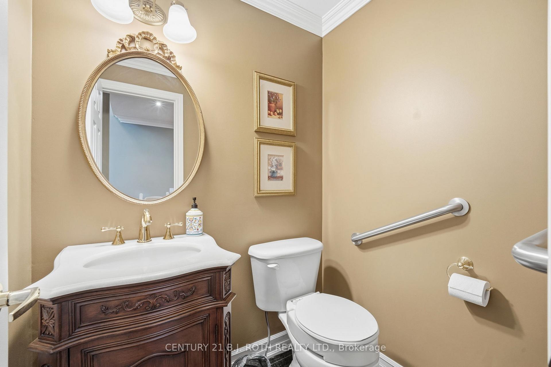 Photo 20 of 20 Creston Road, North York, Yorkdale-Glen Park — HOMEH