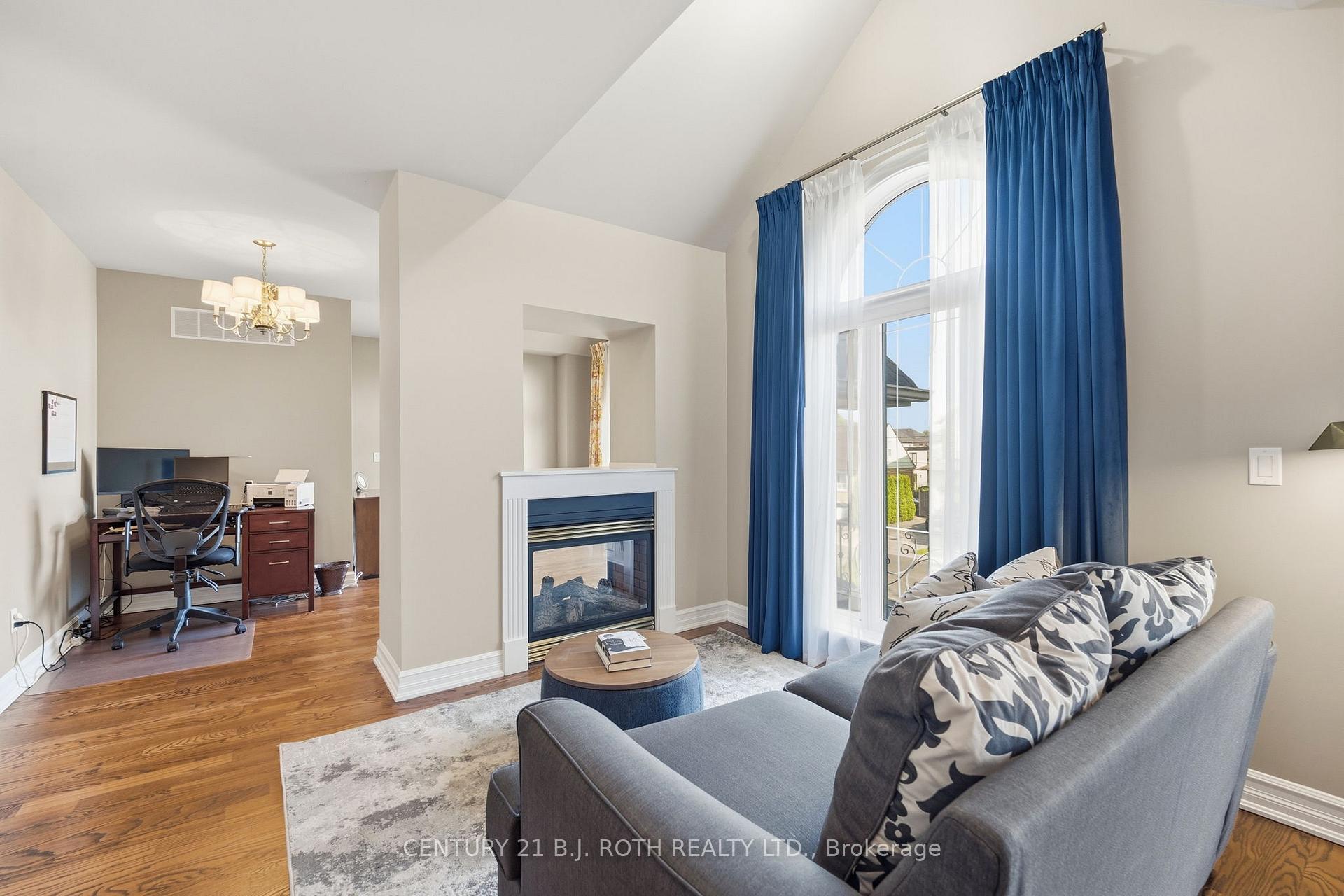 Photo 25 of 20 Creston Road, North York, Yorkdale-Glen Park — HOMEH
