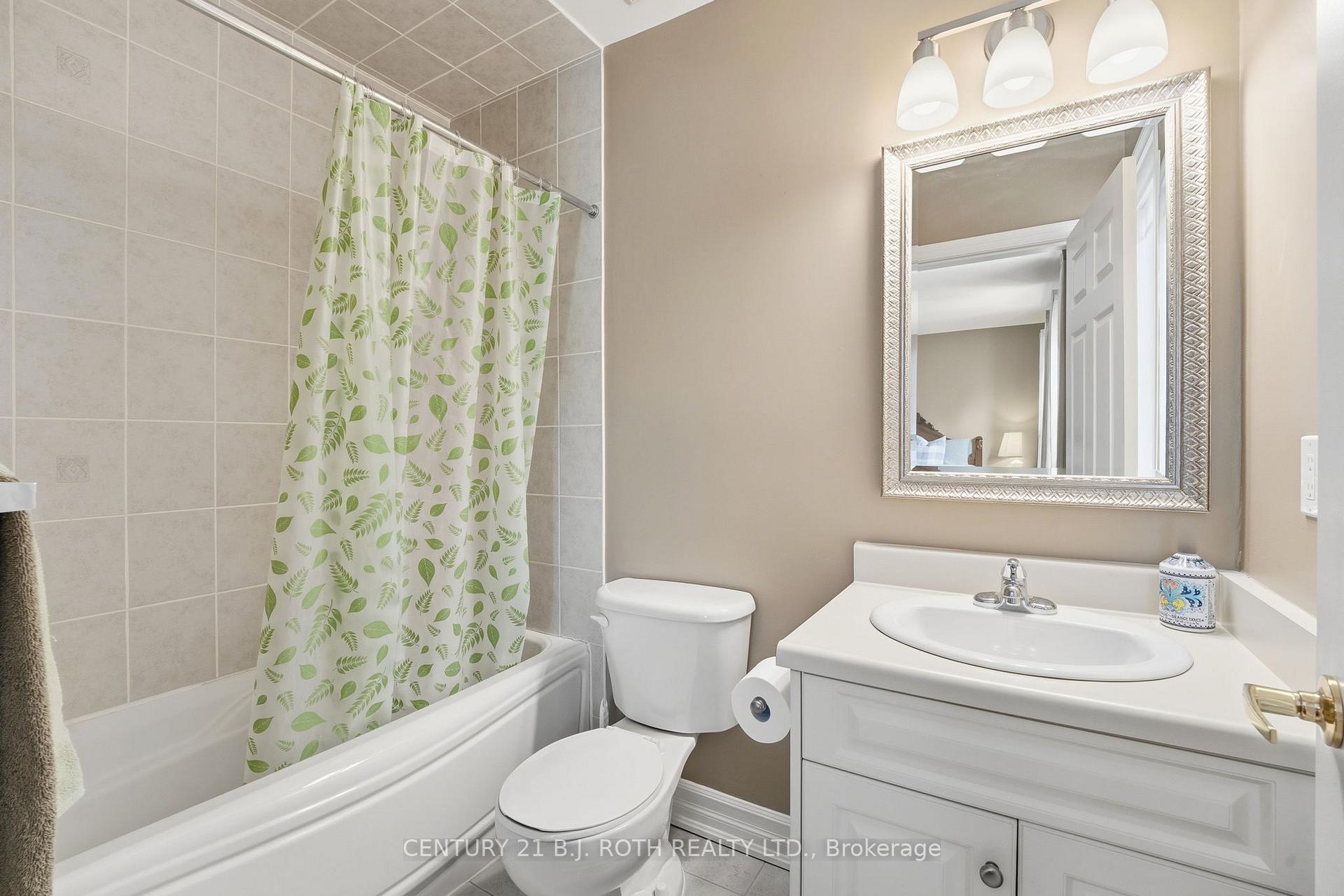 Photo 29 of 20 Creston Road, North York, Yorkdale-Glen Park — HOMEH