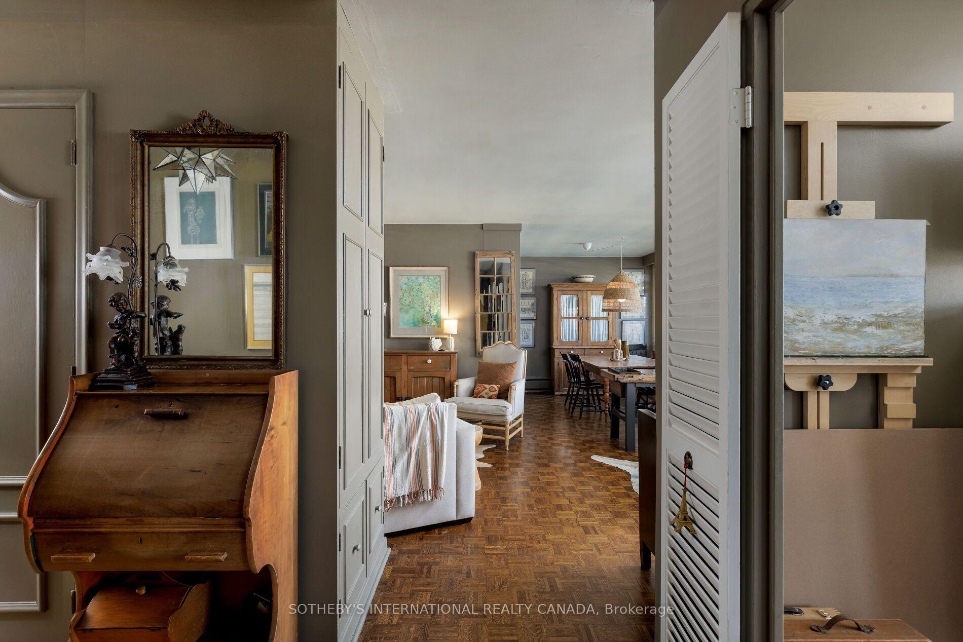 Photo 6 of Unit 1001, 575 Avenue Road, Toronto, Yonge-St. Clair — HOMEH