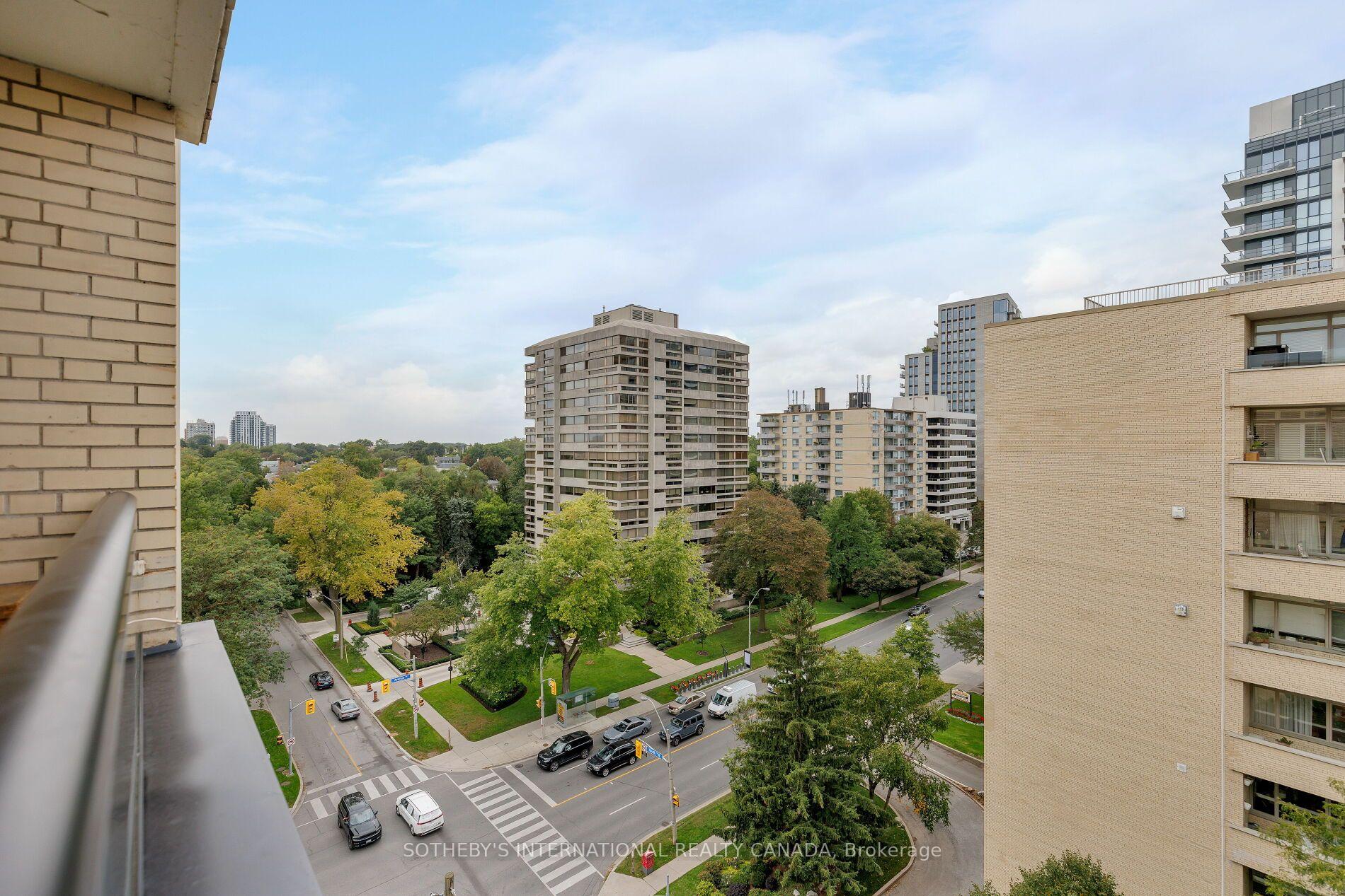 Photo 13 of Unit 1001, 575 Avenue Road, Toronto, Yonge-St. Clair — HOMEH