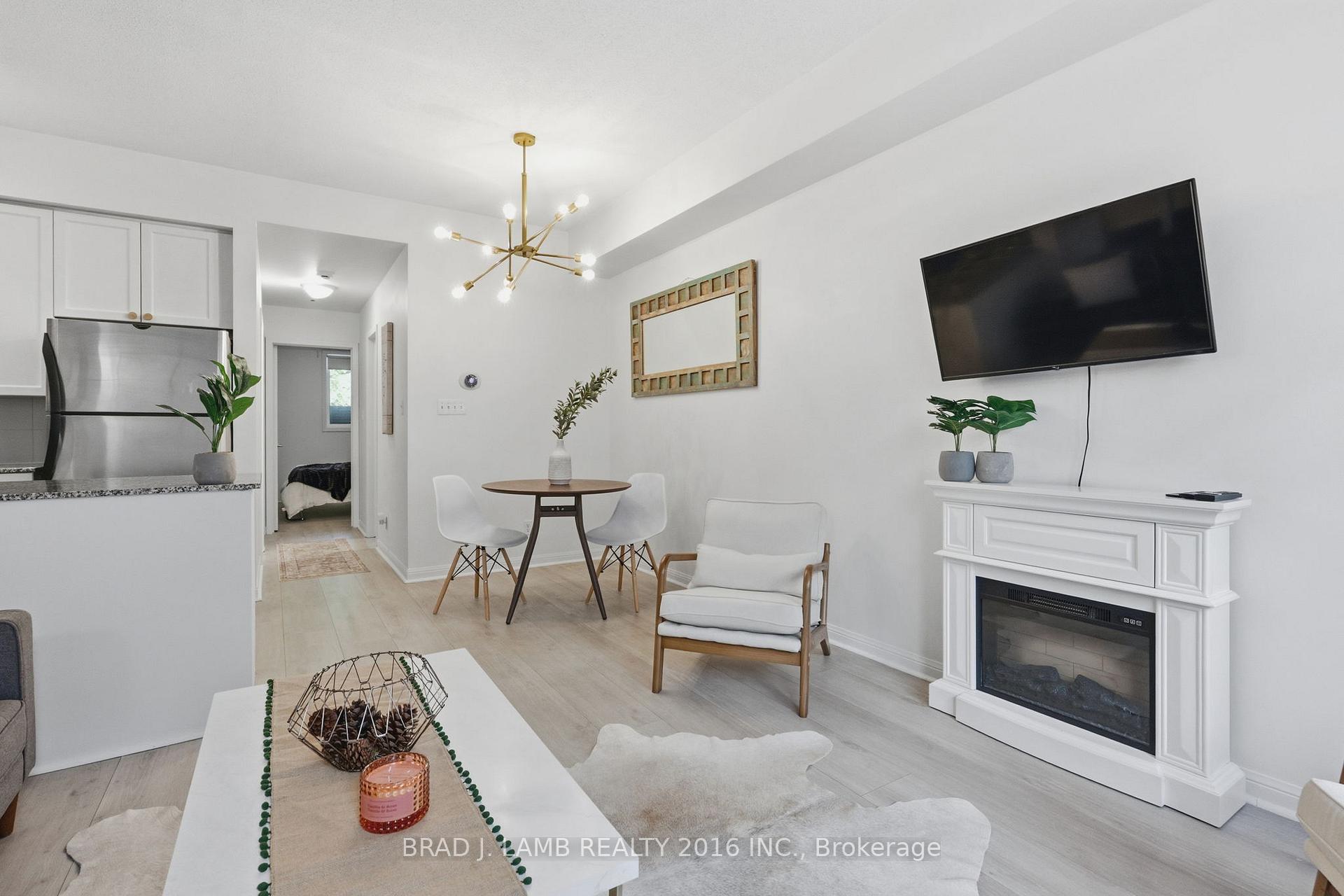 Photo 2 of Unit 29, 80 Carr Street, Toronto, Kensington-Chinatown — HOMEH