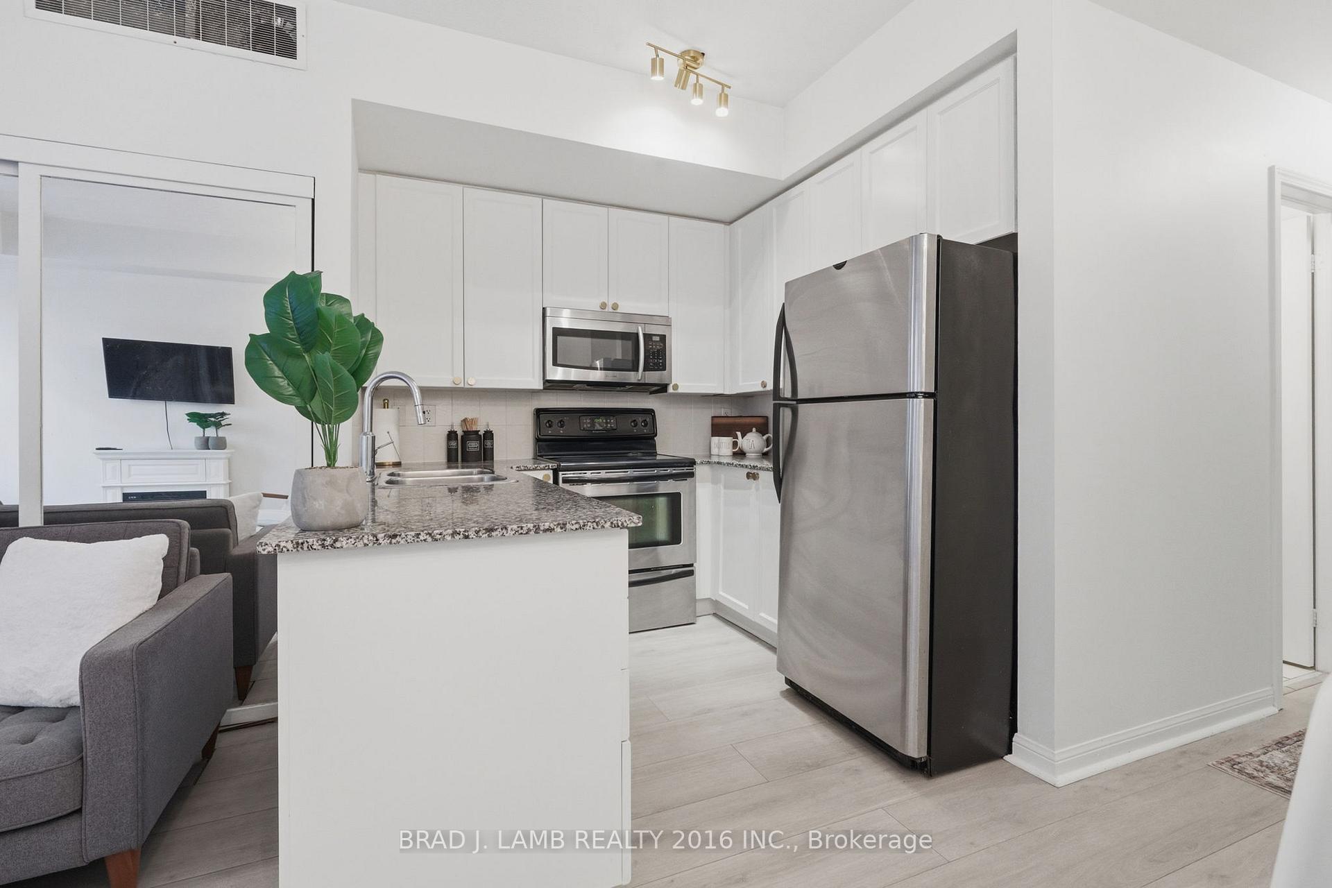 Photo 5 of Unit 29, 80 Carr Street, Toronto, Kensington-Chinatown — HOMEH