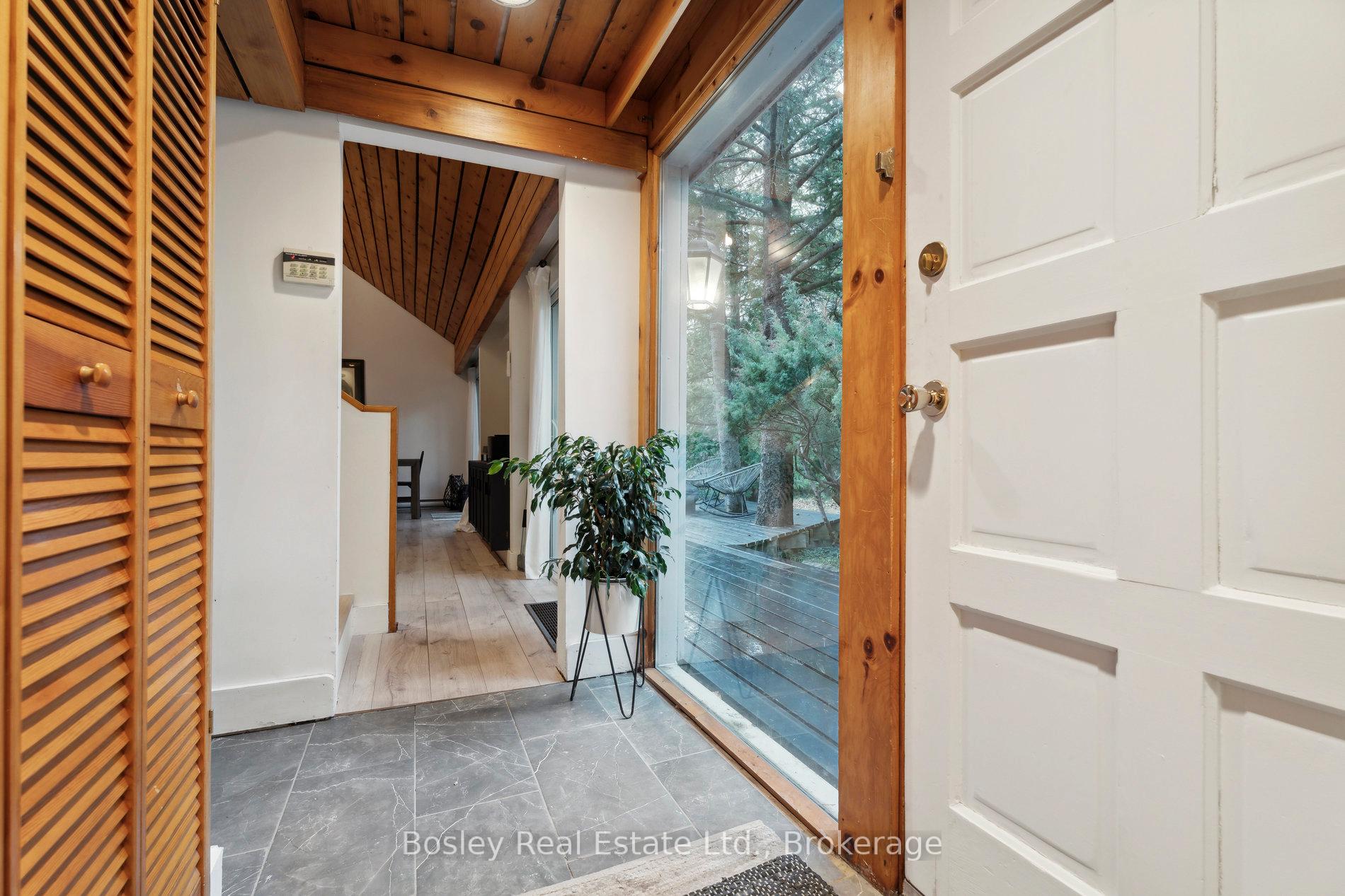 Photo 6 of 101 St Moritz Crescent, Blue Mountains — HOMEH