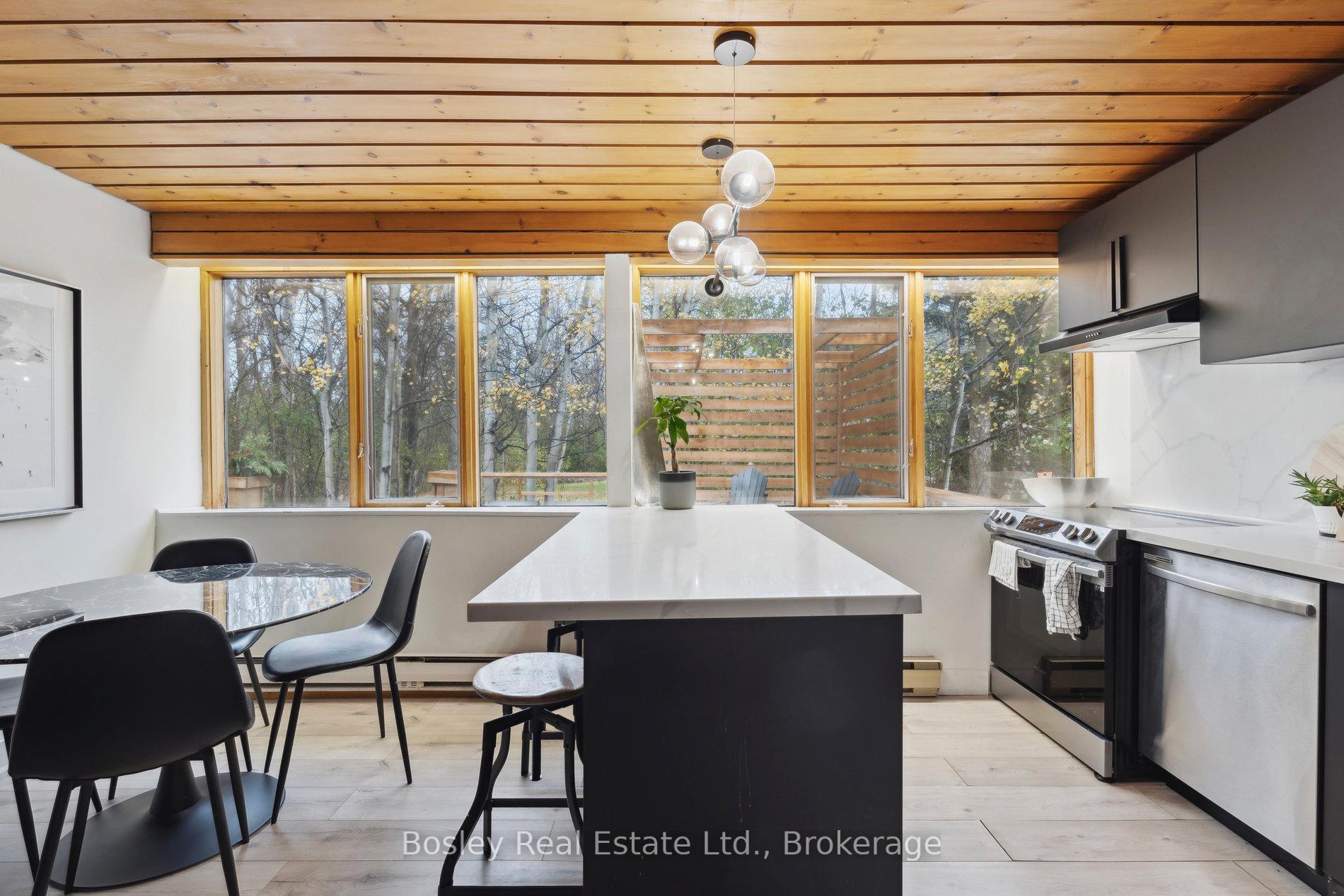Photo 19 of 101 St Moritz Crescent, Blue Mountains — HOMEH