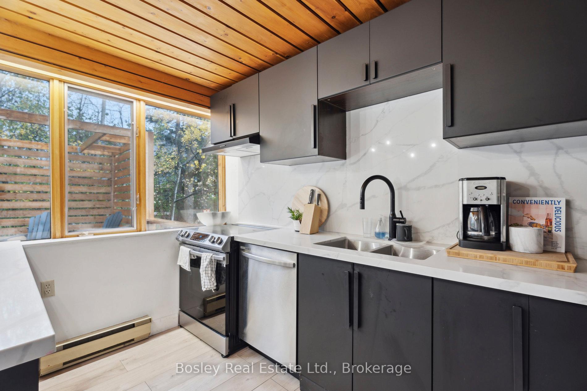 Photo 20 of 101 St Moritz Crescent, Blue Mountains — HOMEH