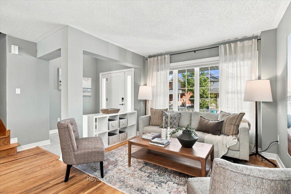 Photo 4 of 34 Freer Crescent, Ajax, Northwest Ajax — HOMEH