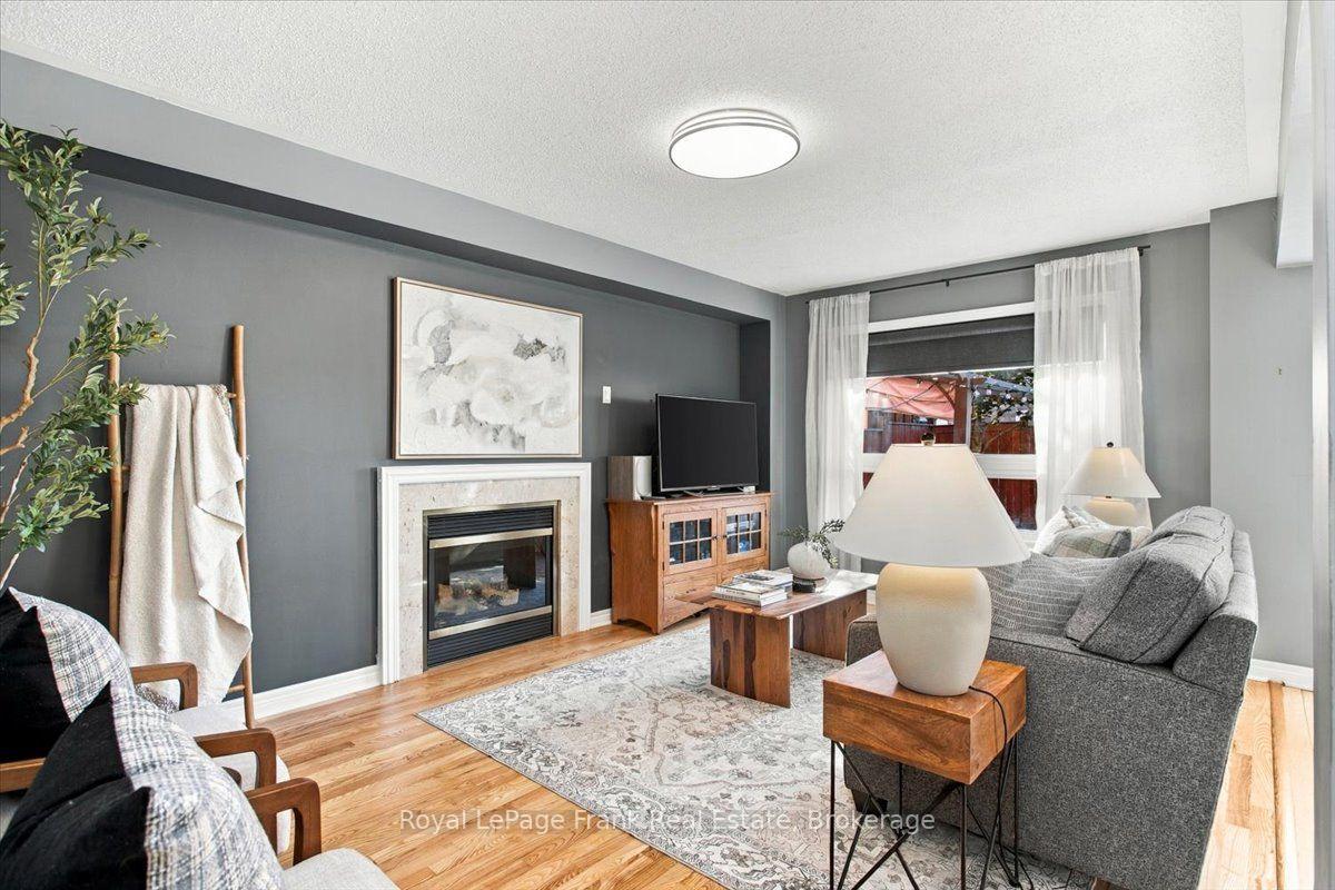 Photo 7 of 34 Freer Crescent, Ajax, Northwest Ajax — HOMEH