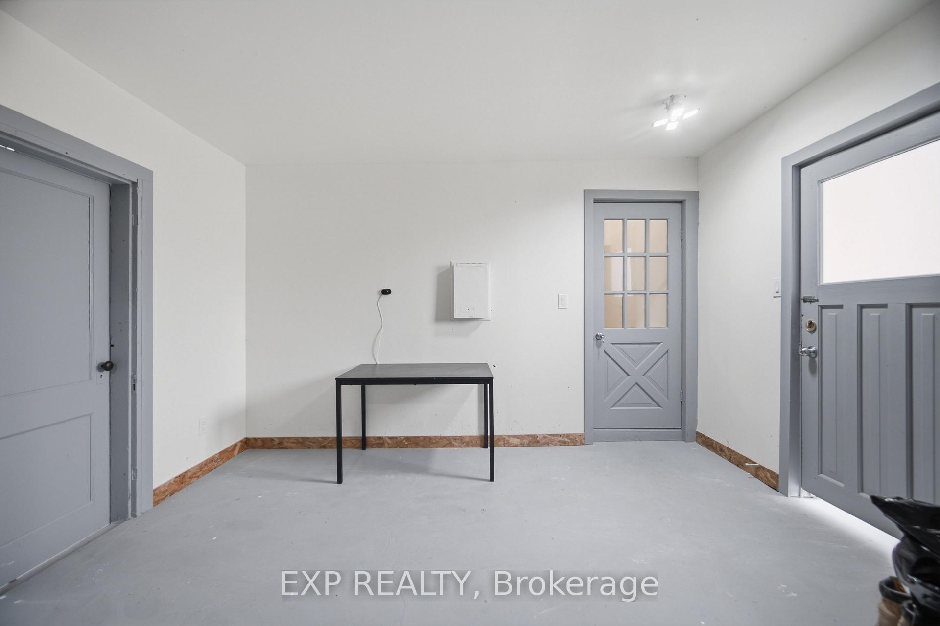 Photo 36 of 32 Maple Avenue E, Halton Hills, Georgetown — HOMEH