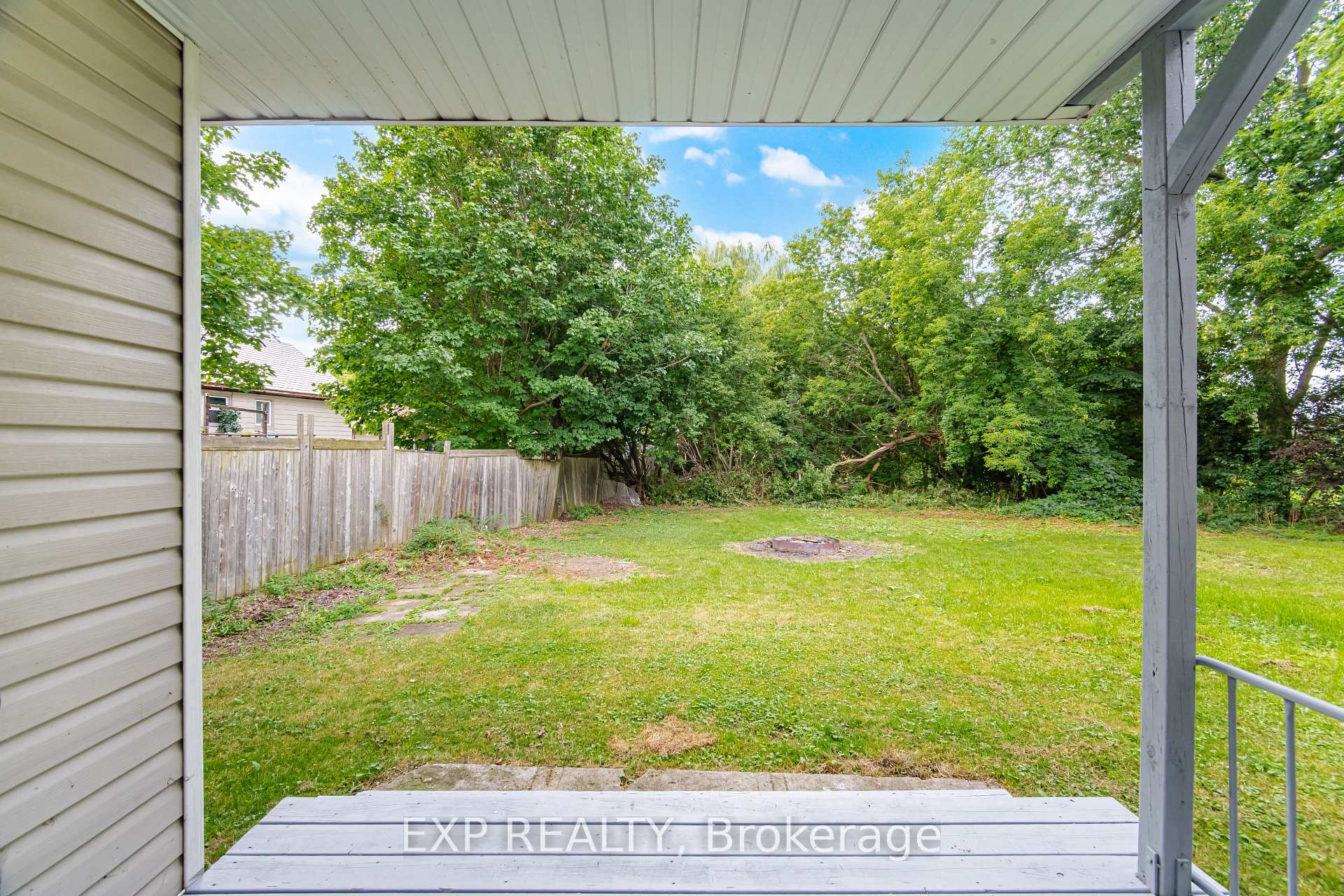 Photo 38 of 32 Maple Avenue E, Halton Hills, Georgetown — HOMEH