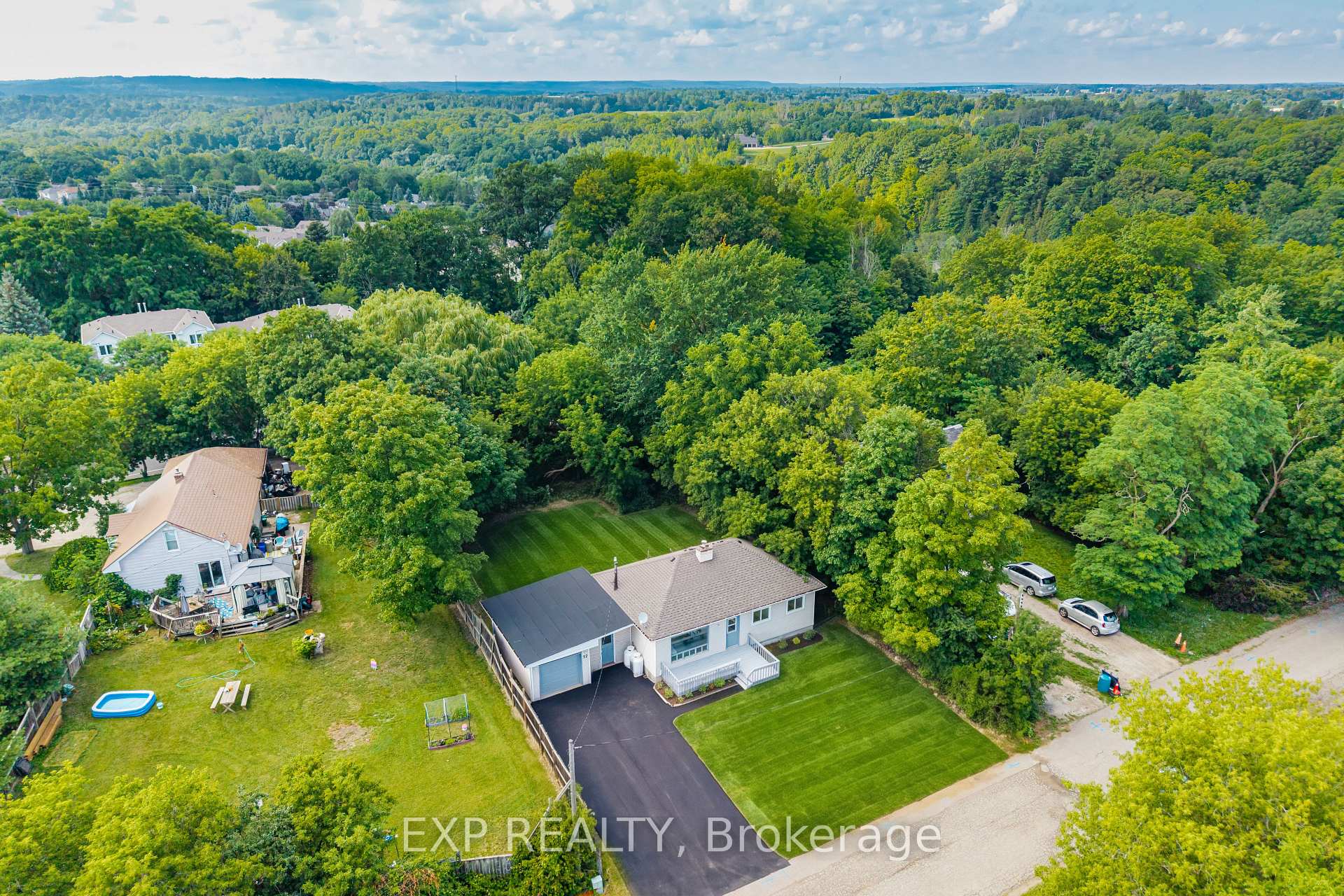 Photo 43 of 32 Maple Avenue E, Halton Hills, Georgetown — HOMEH