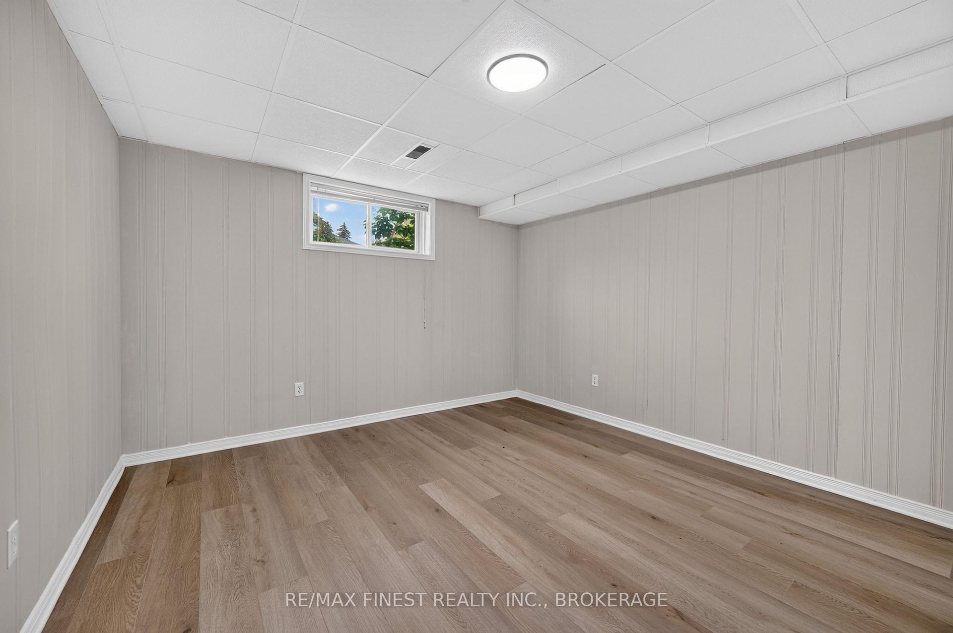 Photo 32 of 145 Elmwood Drive, Gananoque, Gananoque — HOMEH