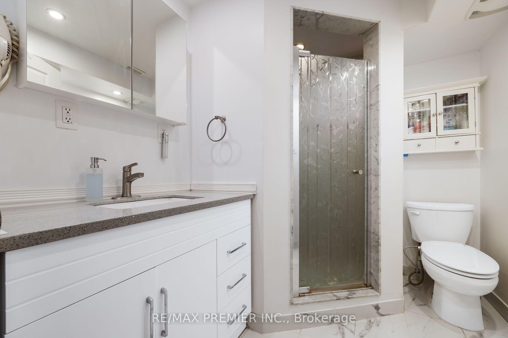 Photo 35 of 9 Adeline Court, Etobicoke, Mount Olive-Silverstone-Jamestown — HOMEH