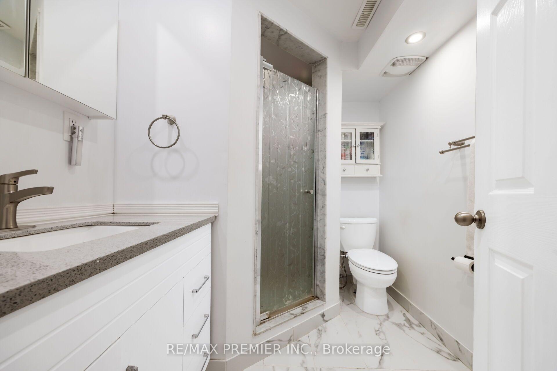 Photo 36 of 9 Adeline Court, Etobicoke, Mount Olive-Silverstone-Jamestown — HOMEH