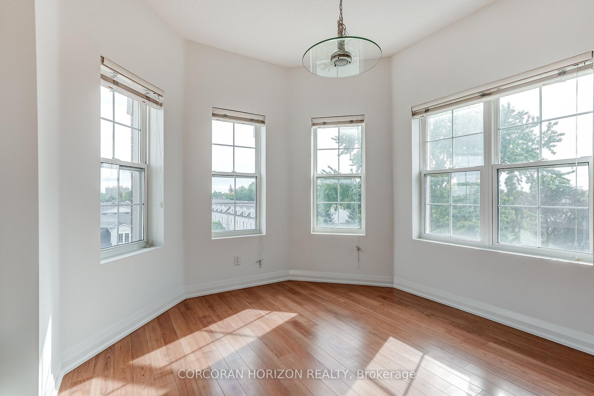 Photo 13 of Unit PH3, 35 Hunt Avenue, Richmond Hill, Mill Pond — HOMEH