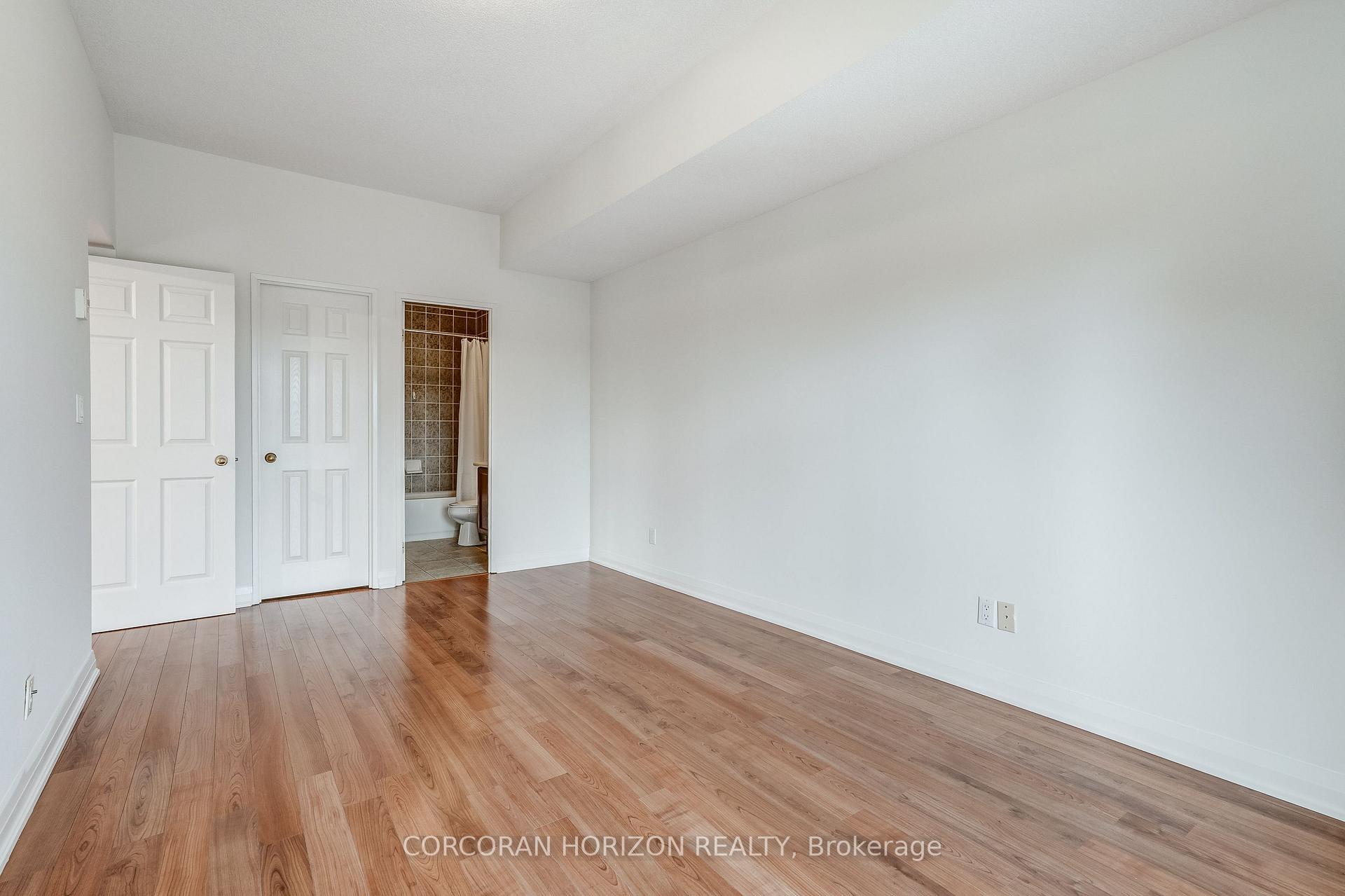 Photo 20 of Unit PH3, 35 Hunt Avenue, Richmond Hill, Mill Pond — HOMEH