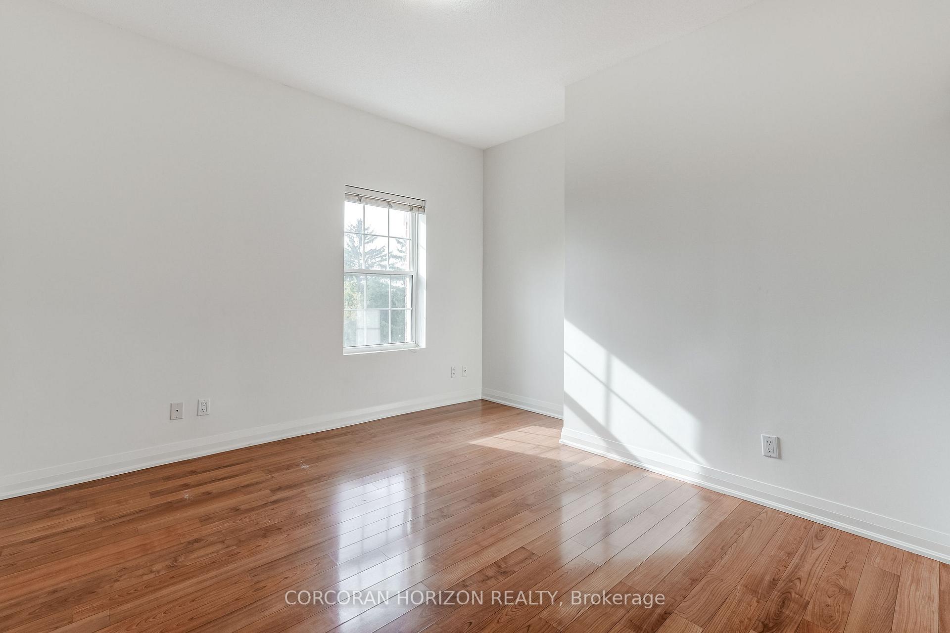 Photo 25 of Unit PH3, 35 Hunt Avenue, Richmond Hill, Mill Pond — HOMEH