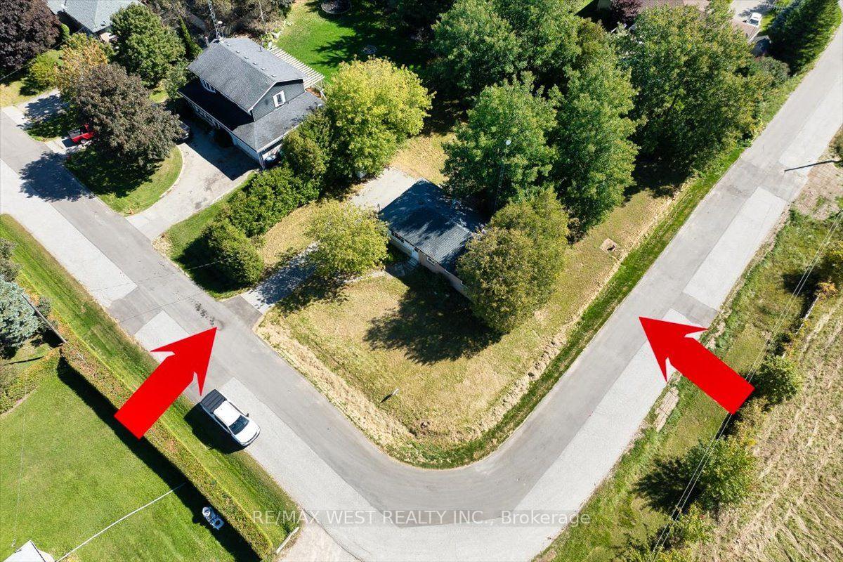 Photo 5 of 17 Heather Street, Caledon, Rural Caledon — HOMEH