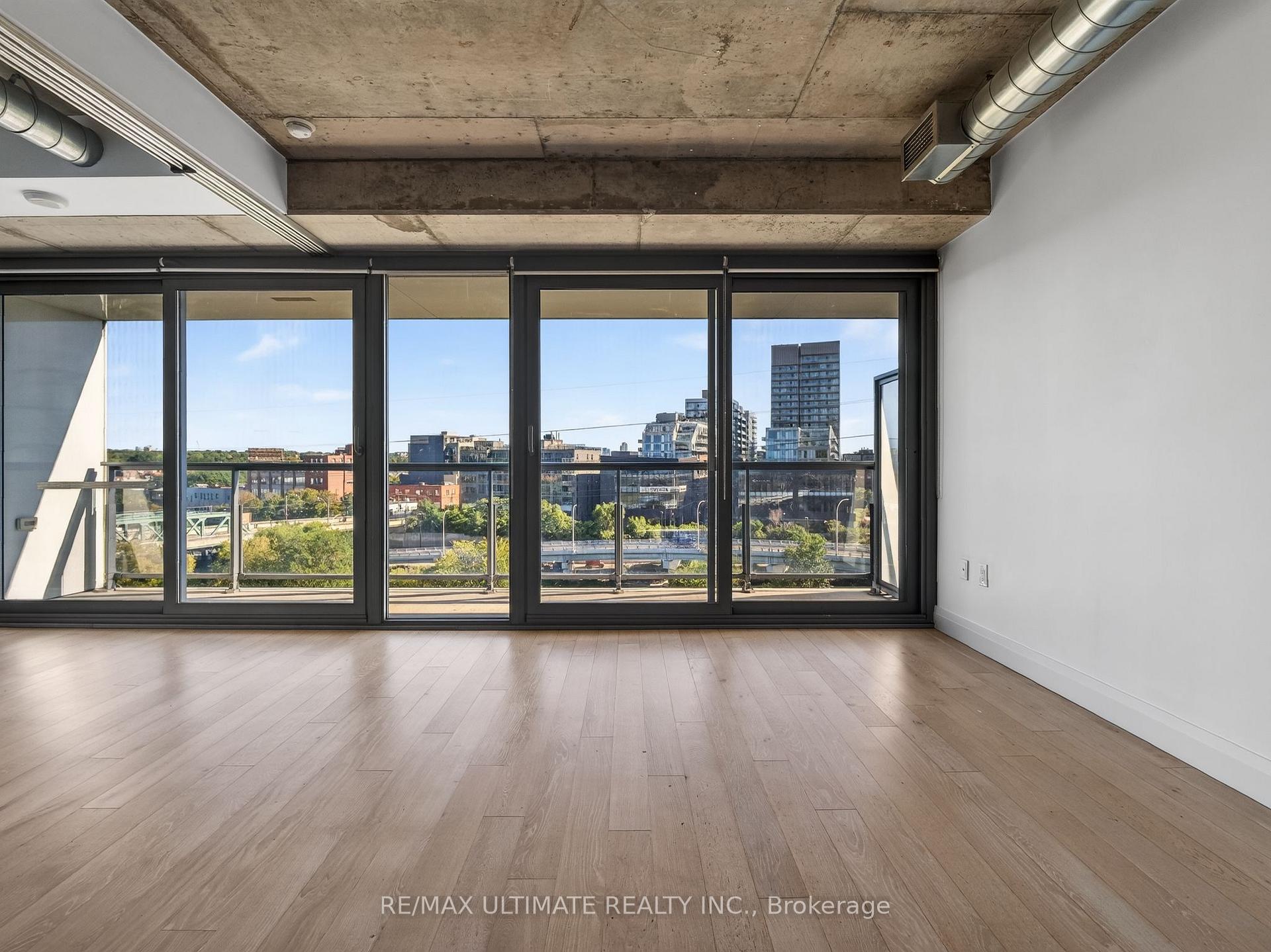 Photo 12 of Unit 701, 32 Trolley Crescent, Toronto, Moss Park — HOMEH