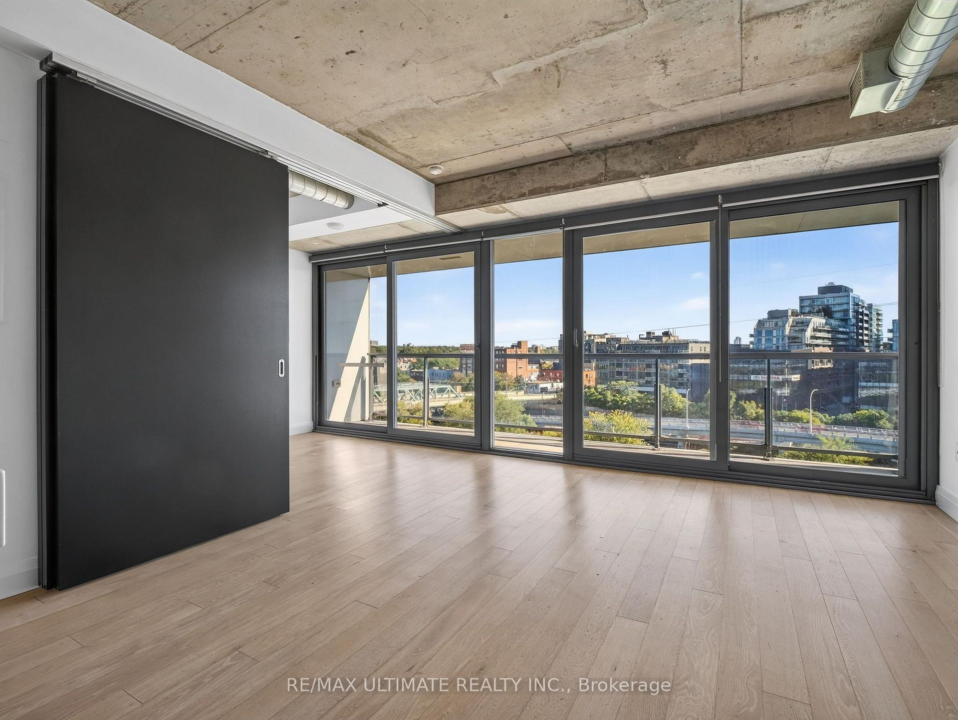 Photo 13 of Unit 701, 32 Trolley Crescent, Toronto, Moss Park — HOMEH