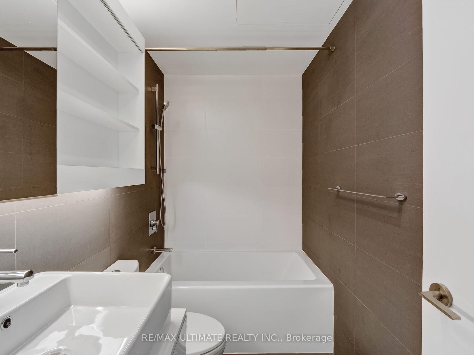 Photo 27 of Unit 701, 32 Trolley Crescent, Toronto, Moss Park — HOMEH